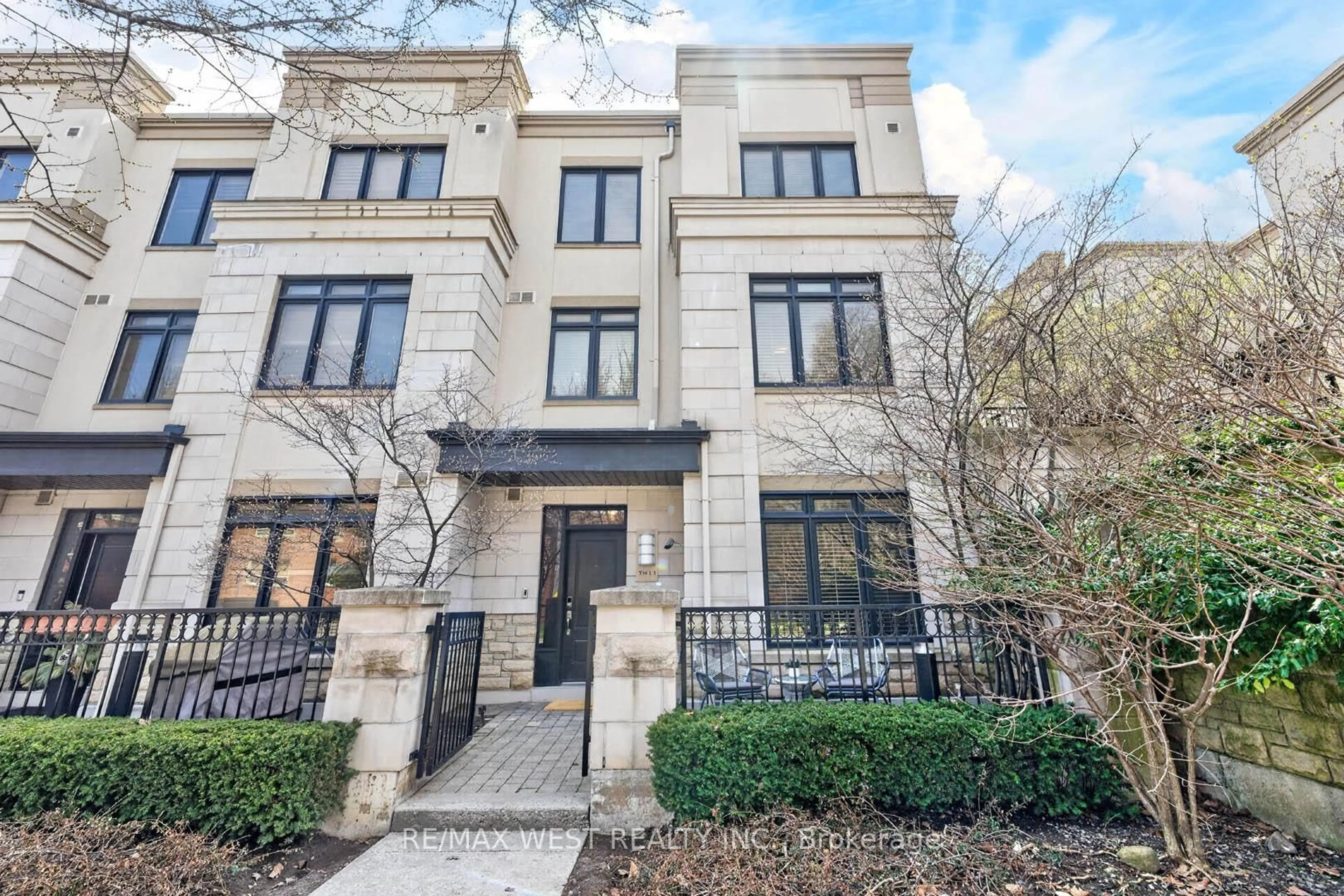 Home with brick exterior material, street for 7 Oakburn Cres #TH 11, Toronto Ontario M2N 2T5