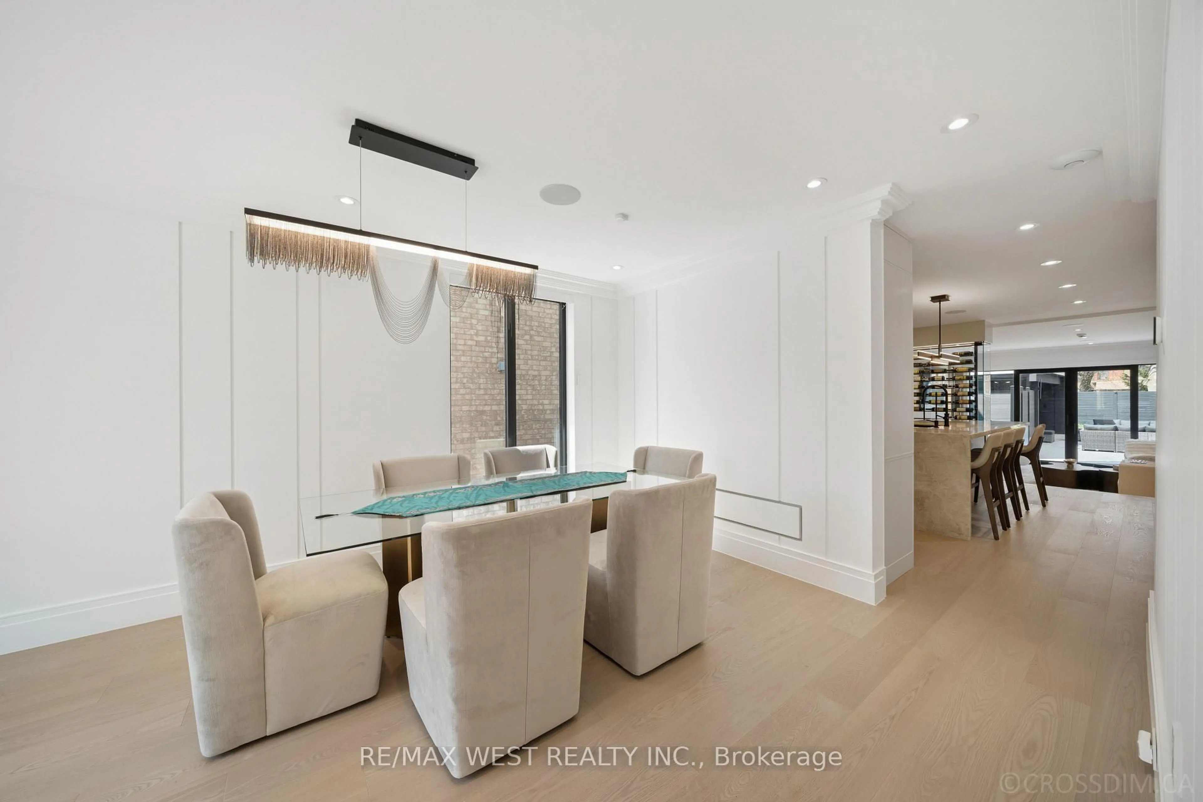 Dining room, unknown for 238 Melrose Ave, Toronto Ontario M5M 1Z1