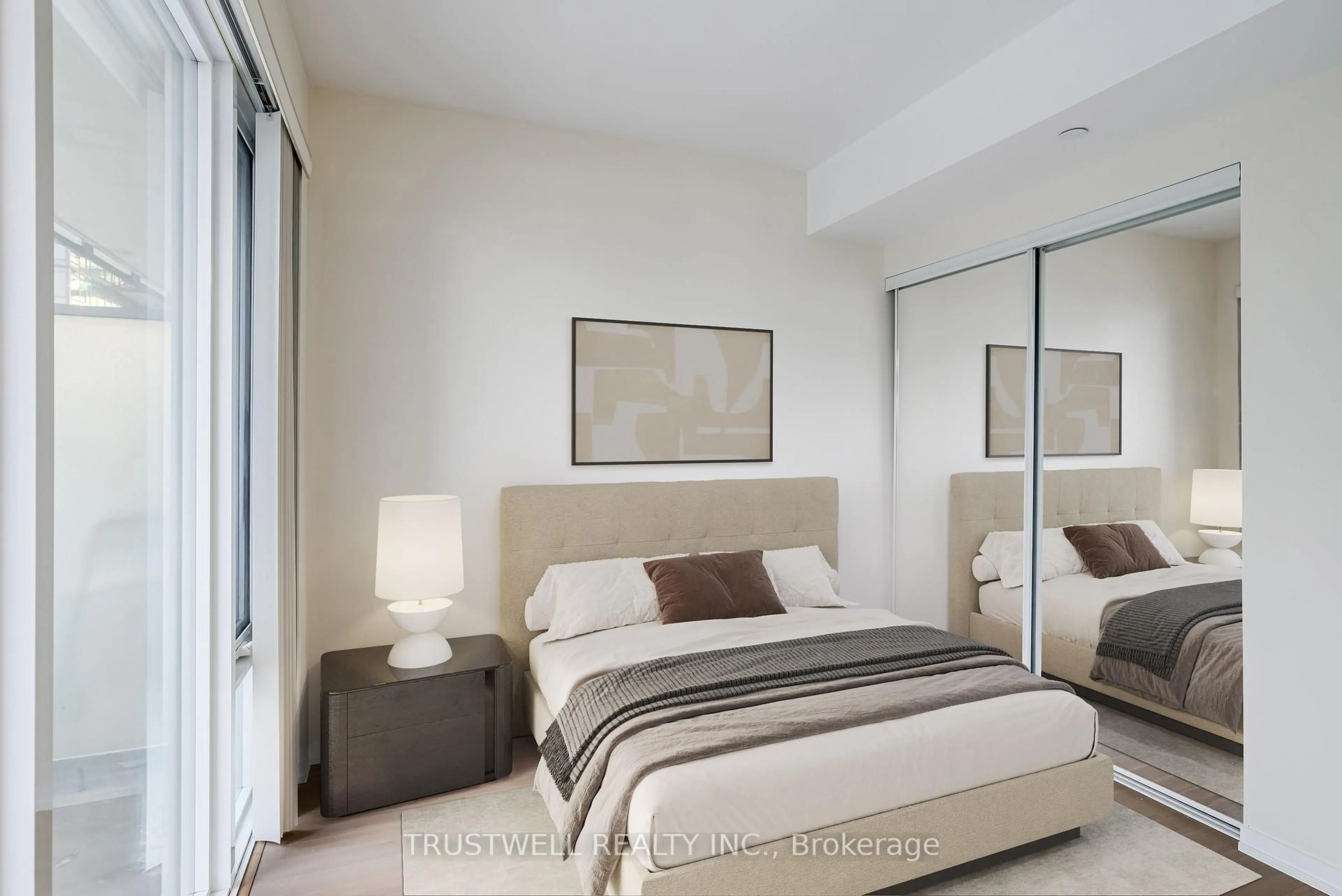 Bedroom with bed, unknown for 101 Peter St #1601, Toronto Ontario M5V 0G6