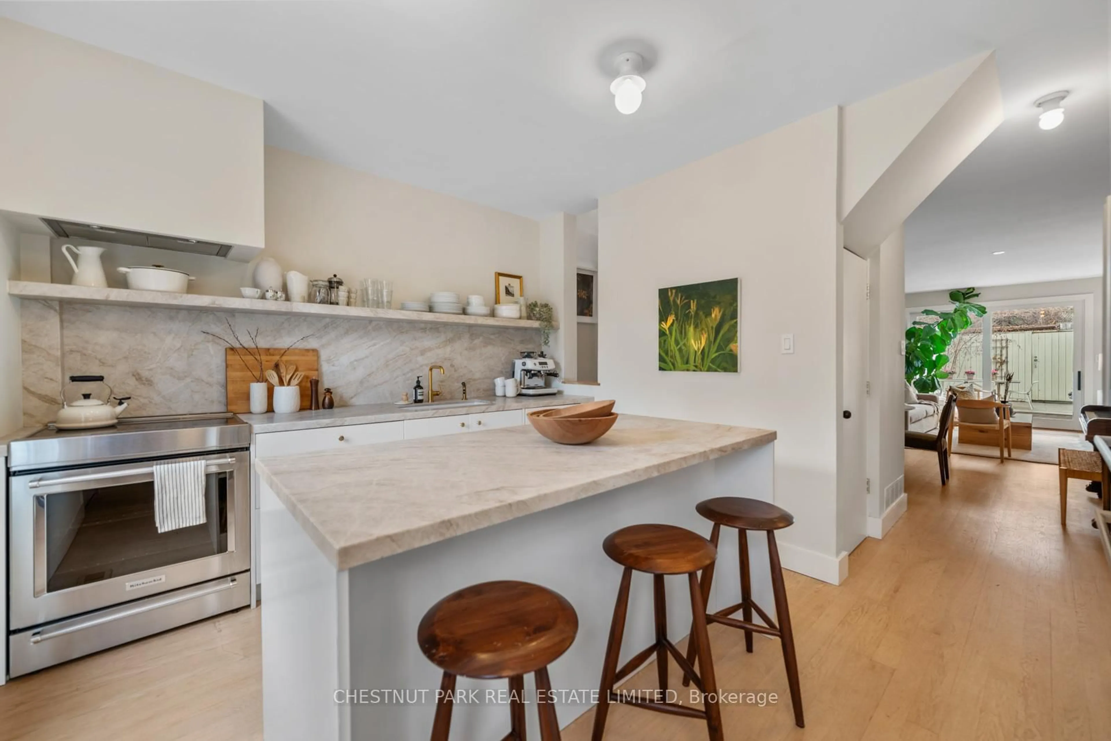 Open concept kitchen, ceramic/tile floor for 32 Sackville Pl, Toronto Ontario M4X 1A4