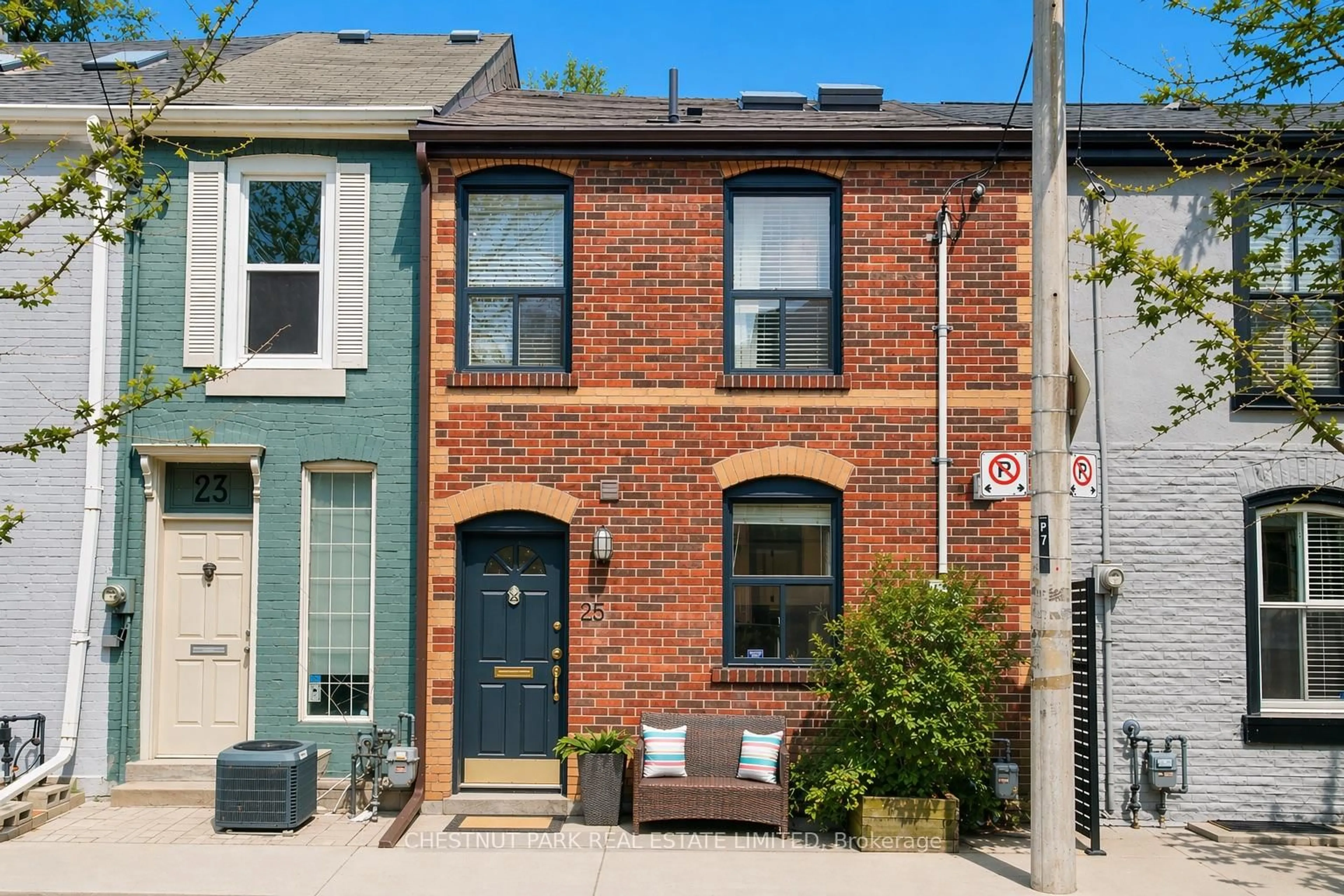 Home with brick exterior material, street for 25 Bishop St, Toronto Ontario M5R 1N3