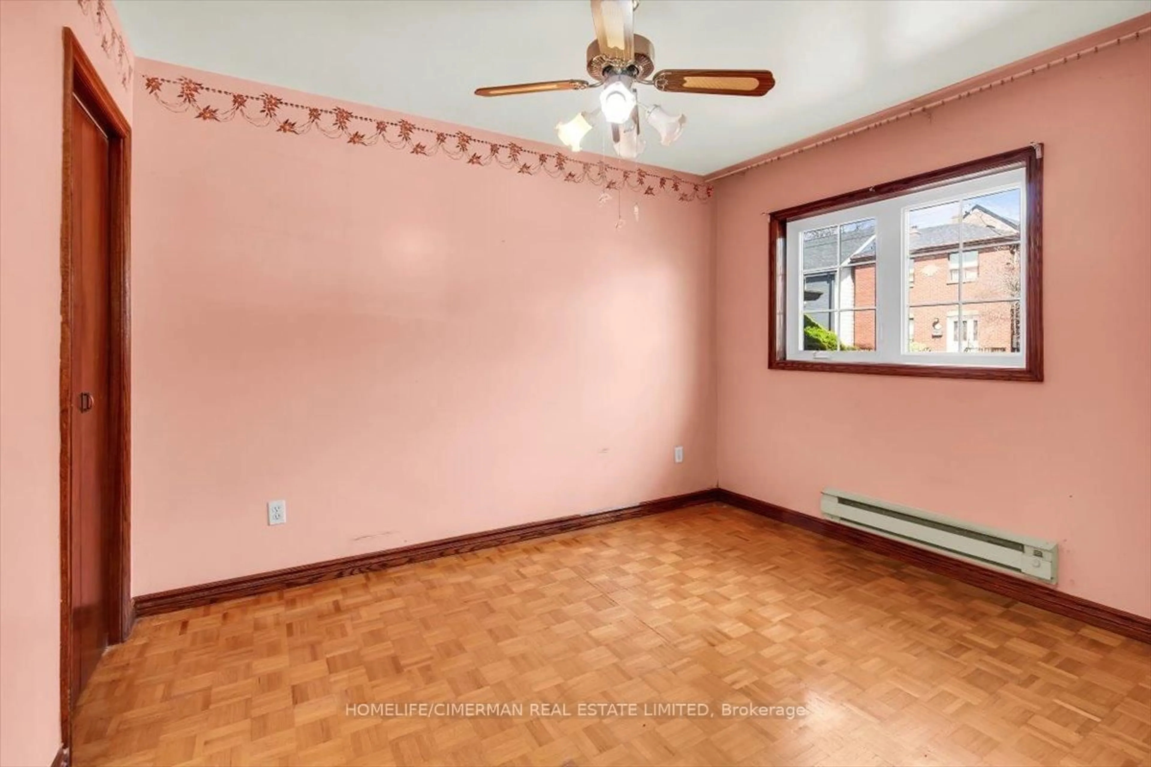 A pic of a room for 69 Robinson St, Toronto Ontario M6J 1L4