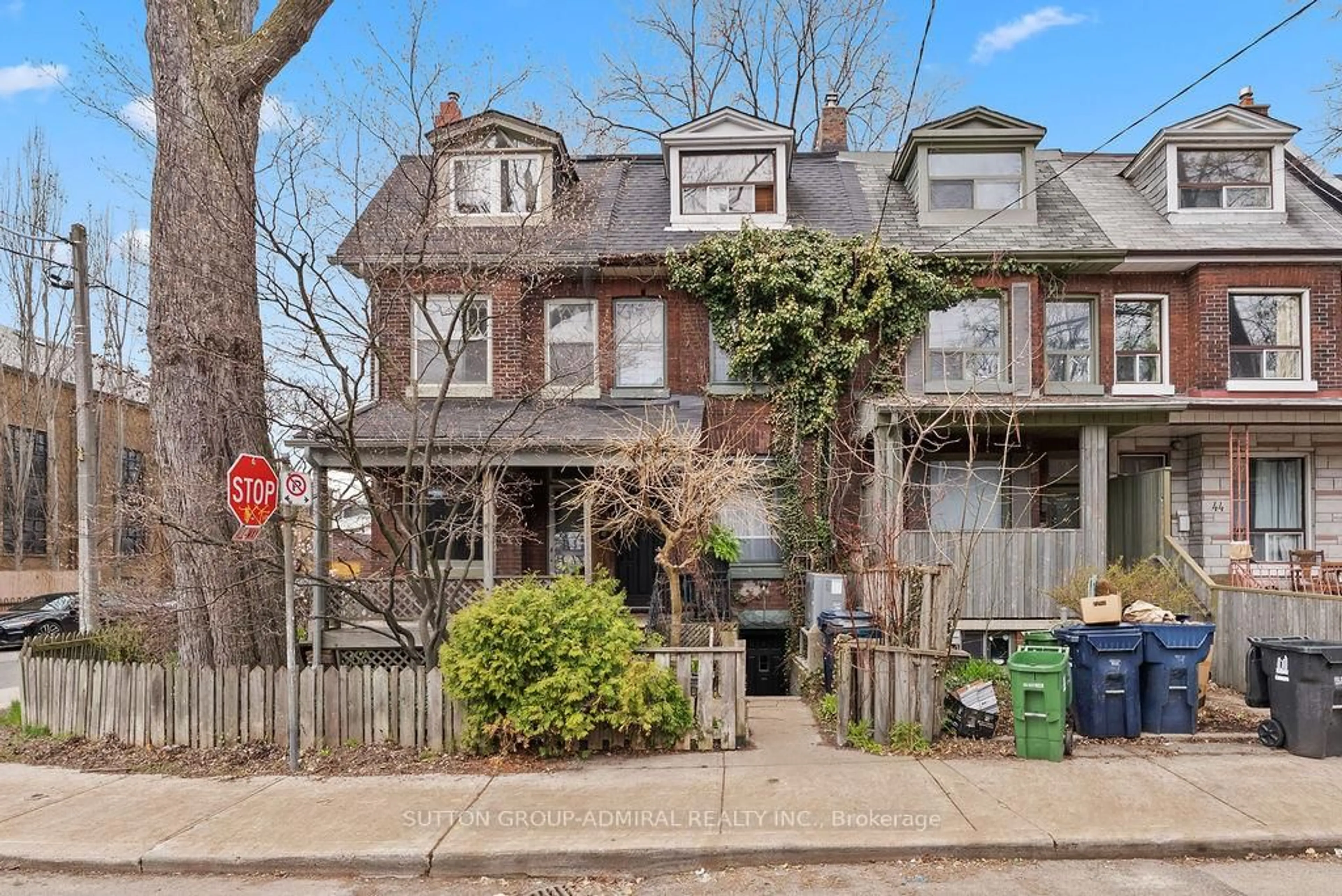 Home with brick exterior material, street for 40 Claremont St, Toronto Ontario M6J 2M5