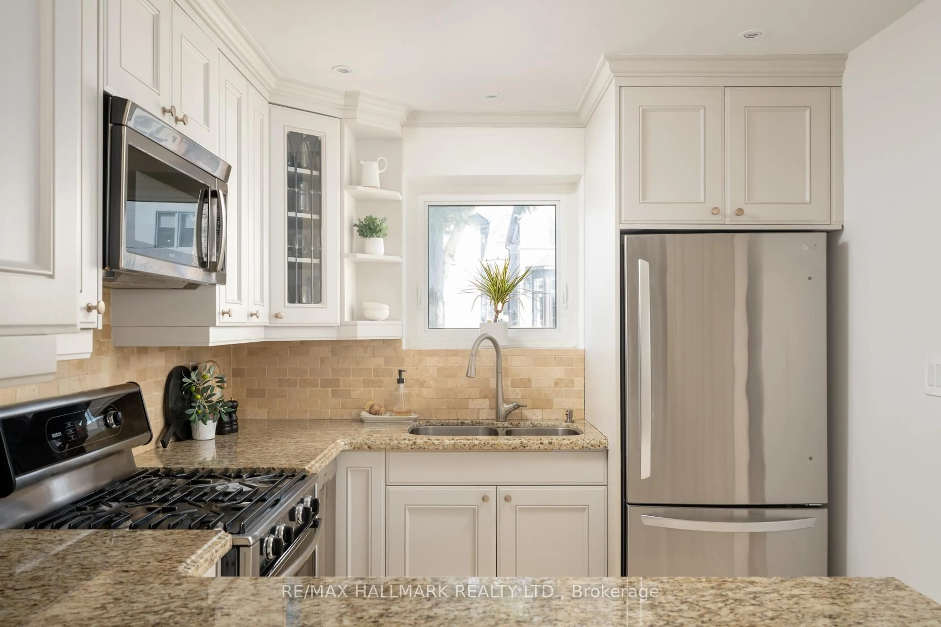 Contemporary kitchen, ceramic/tile floor for 619 Balliol St, Toronto Ontario M4S 1E6