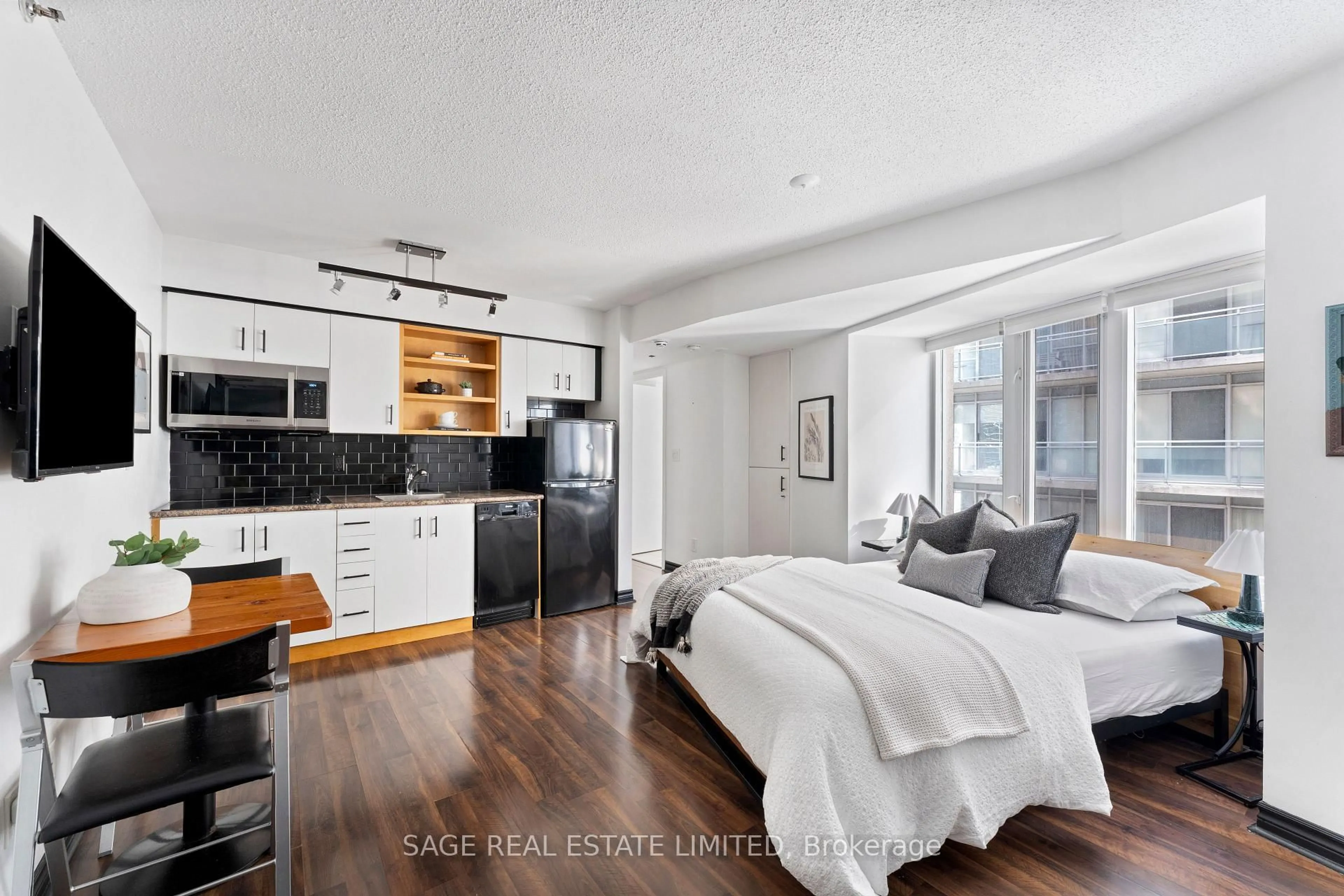 Unknown for 200 Victoria St #1507, Toronto Ontario M5B 1V8