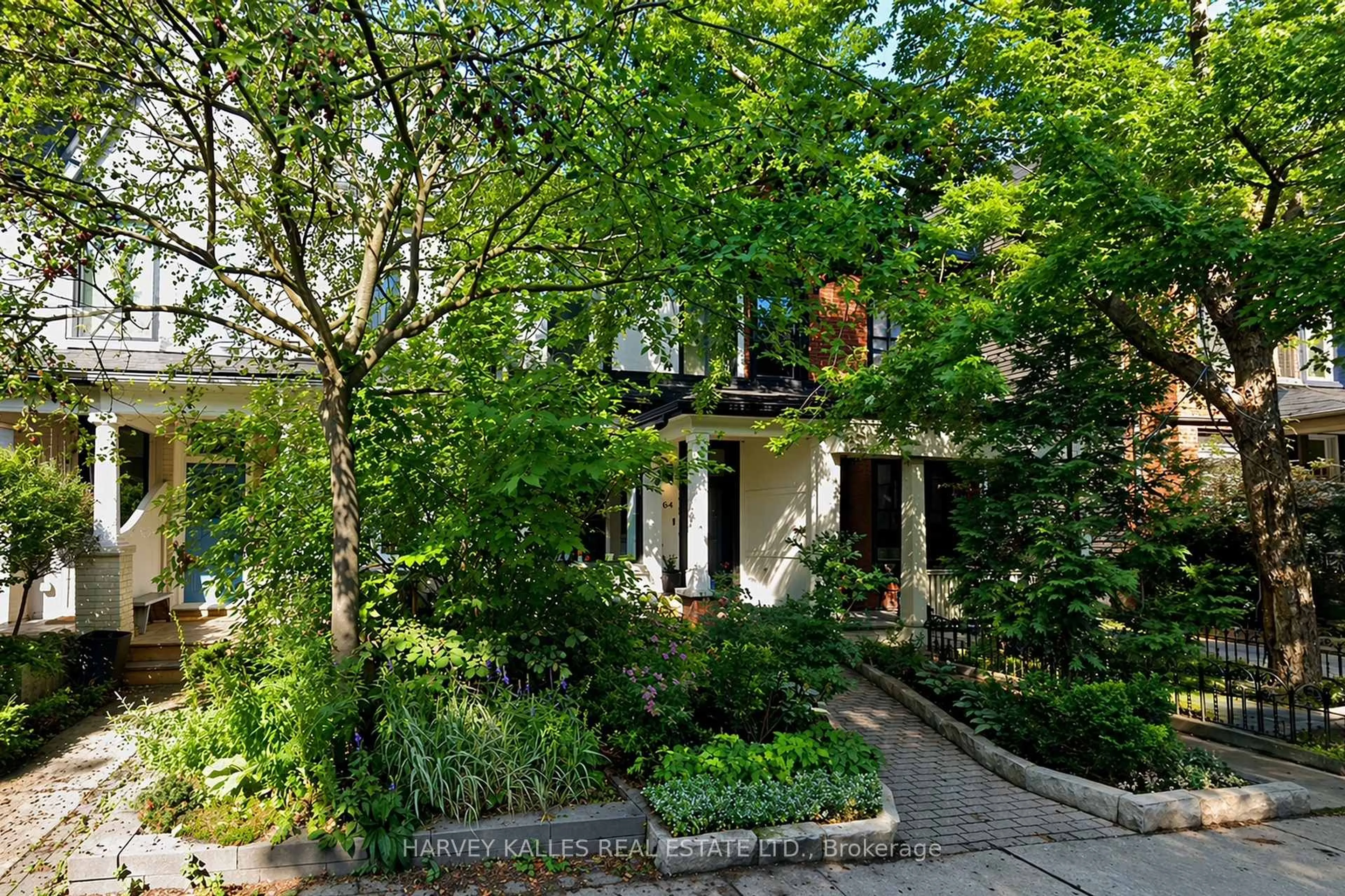 Unknown for 164 Albany Ave, Toronto Ontario M5R 3C6