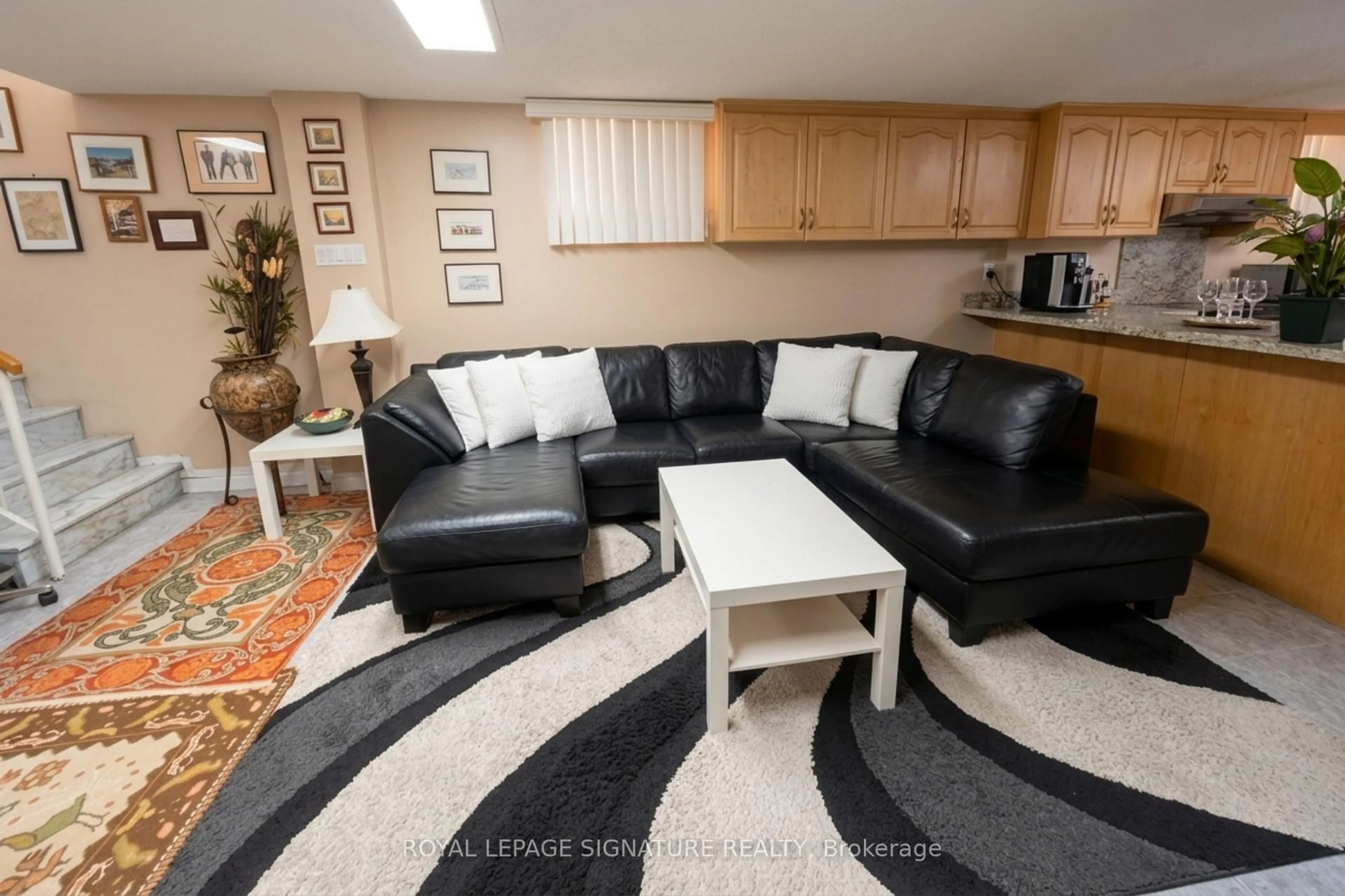 Living room with furniture, unknown for 537 Westmount Ave, Toronto Ontario M6E 3N6