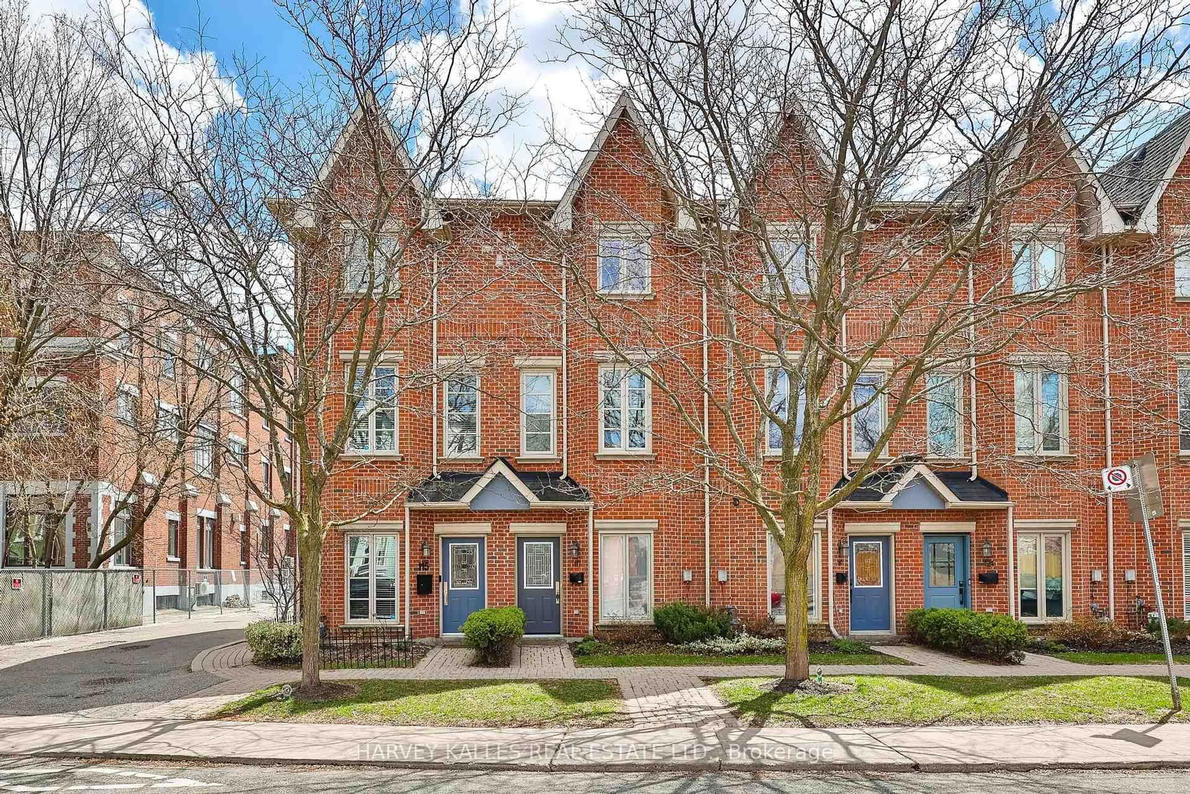 Home with brick exterior material, street for 115 Florence St, Toronto Ontario M6K 1P4