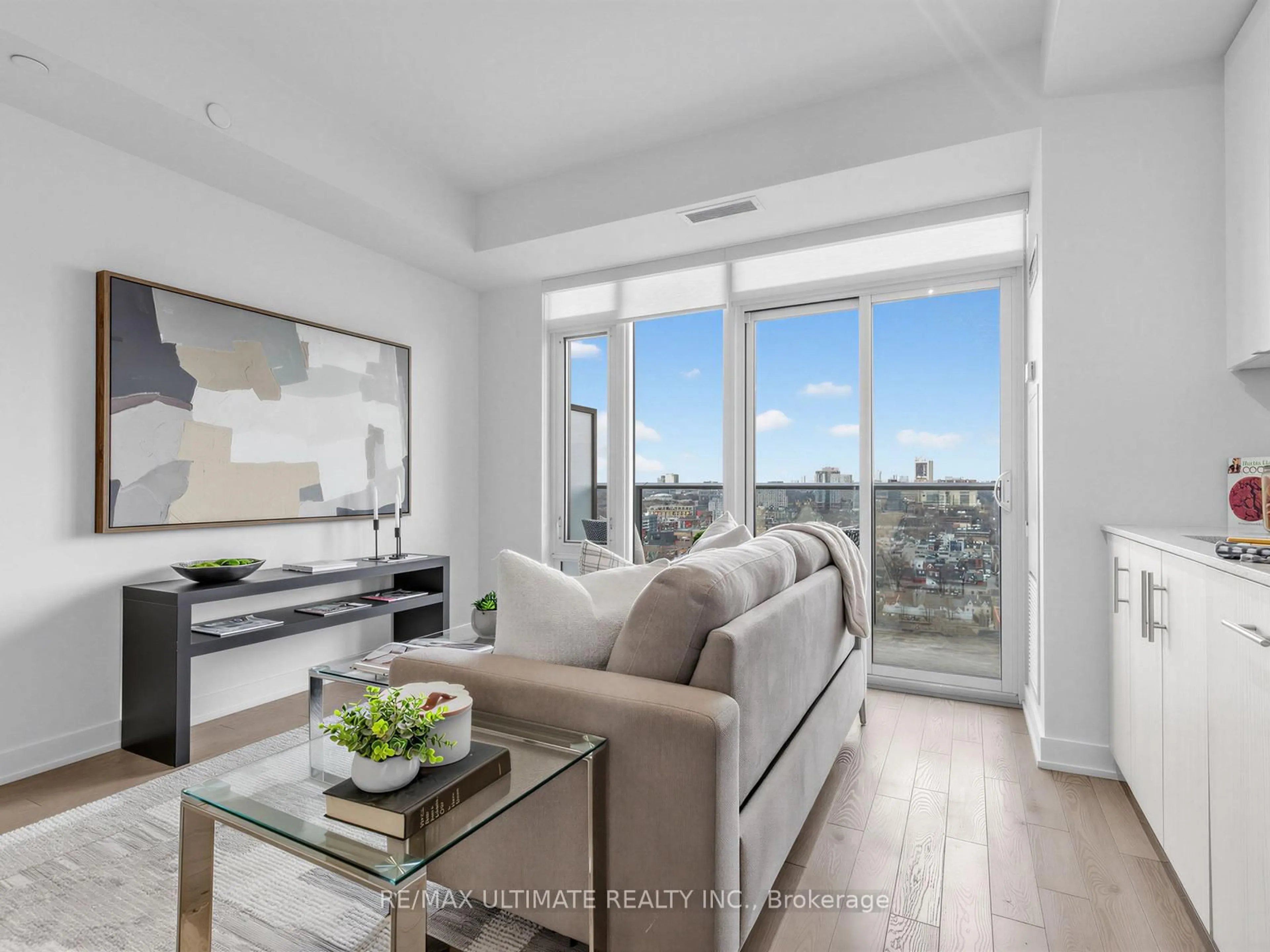 Living room with furniture, unknown for 330 Richmond St #2508, Toronto Ontario M5V 1X2