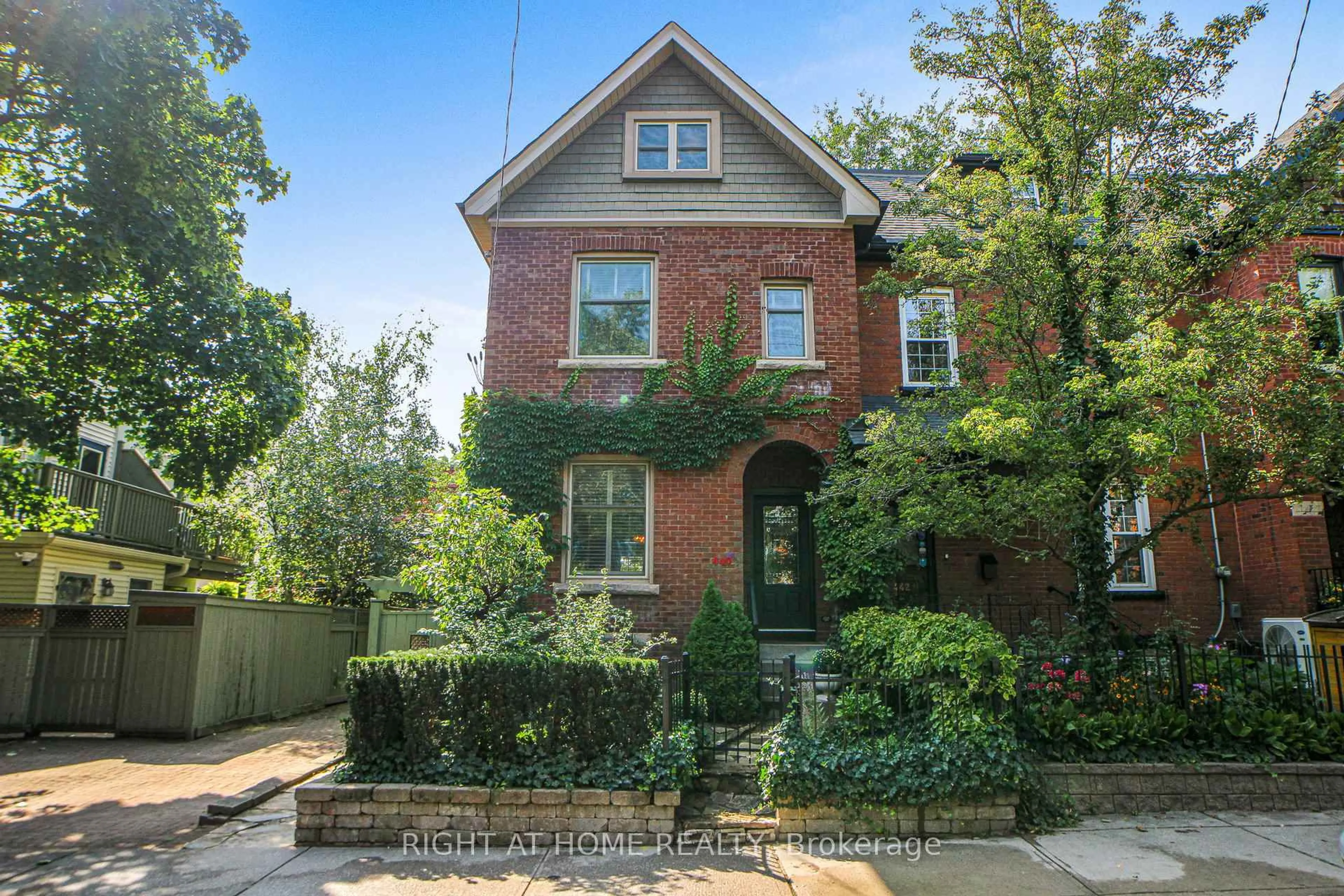 Home with brick exterior material, street for 440 Sackville St, Toronto Ontario M4X 1T2