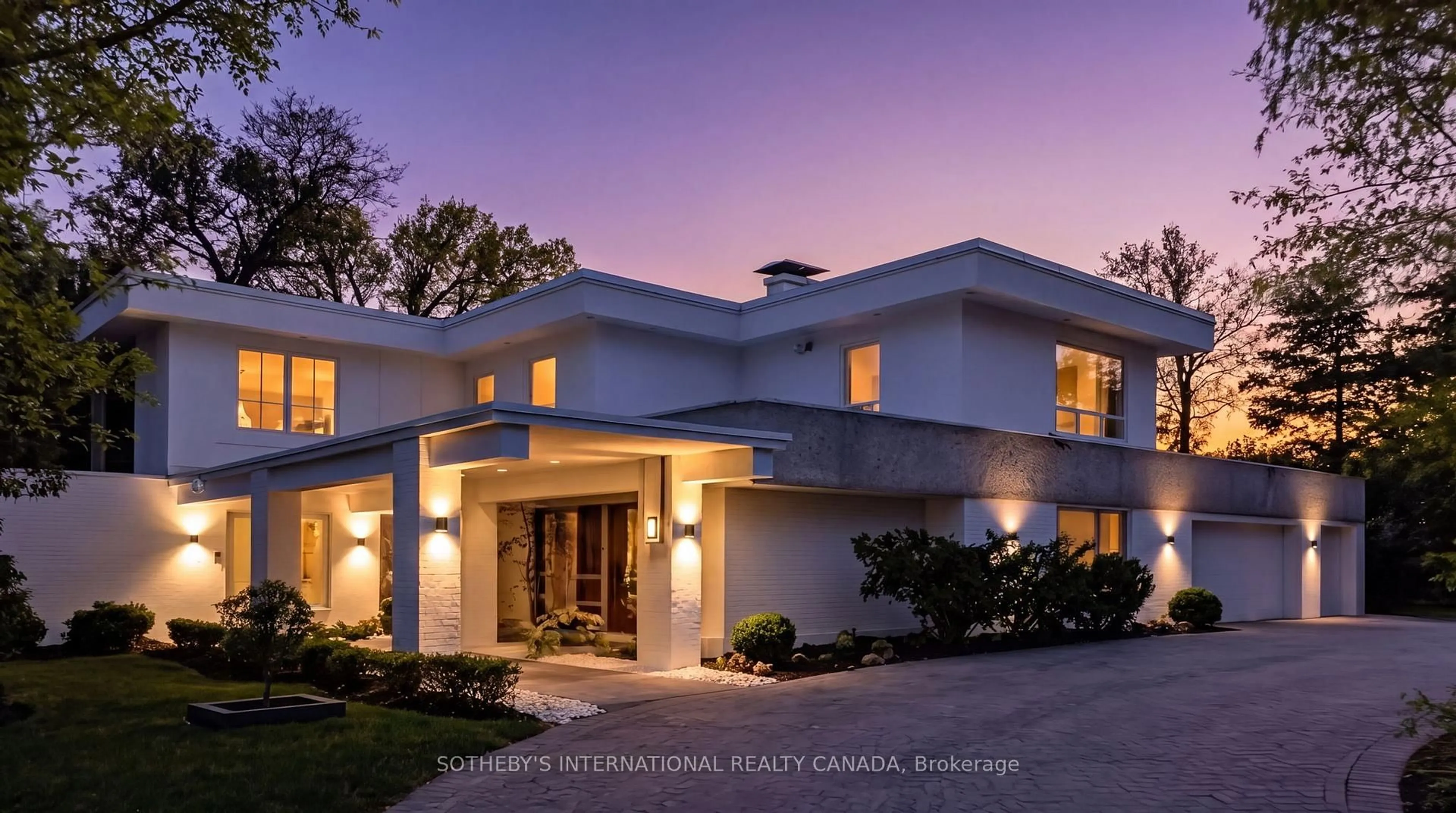 Unknown for 39 Burton Rd, Toronto Ontario M5P 1V1