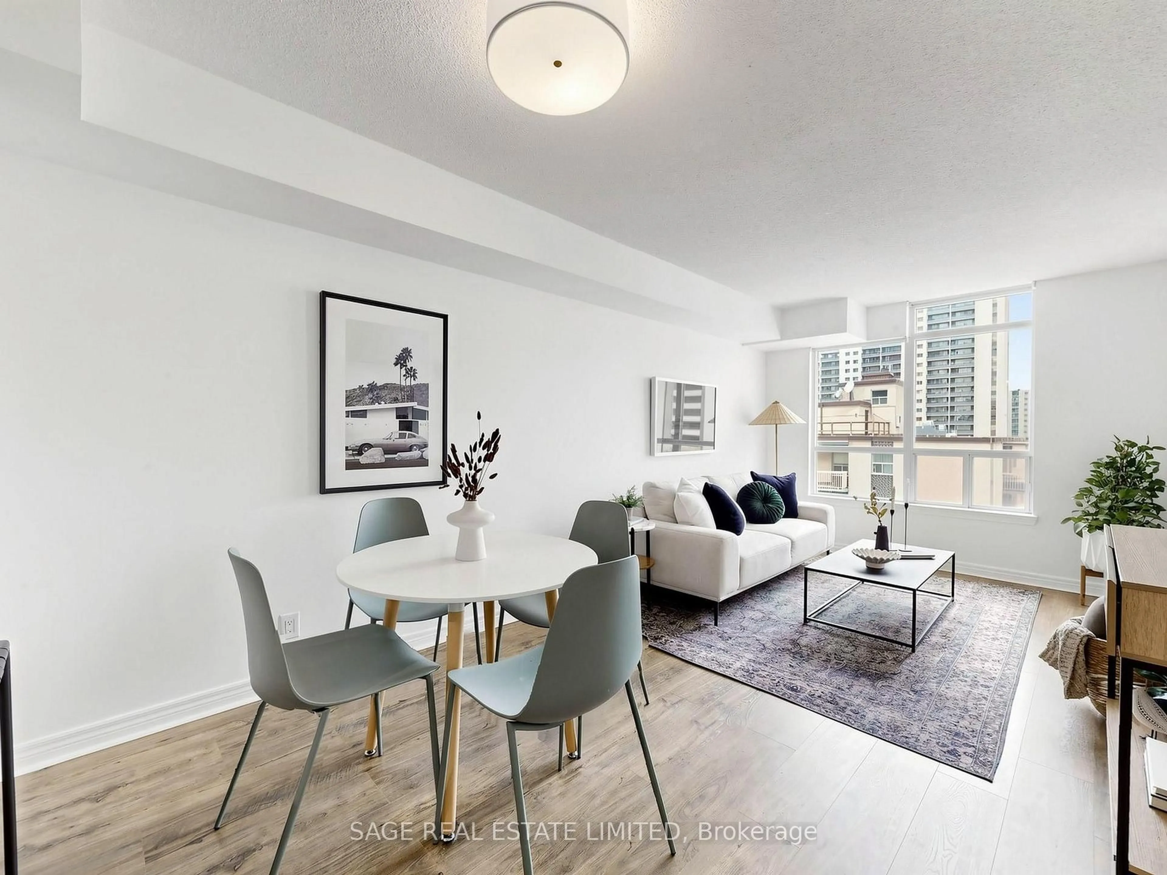 Living room with furniture, unknown for 225 Wellesley St #811, Toronto Ontario M4X 1X8