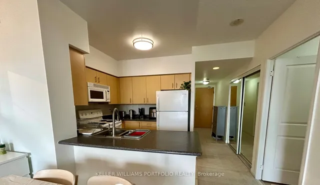 4968 Yonge St #2801, Toronto 3