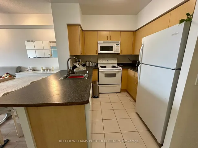 4968 Yonge St #2801, Toronto 4