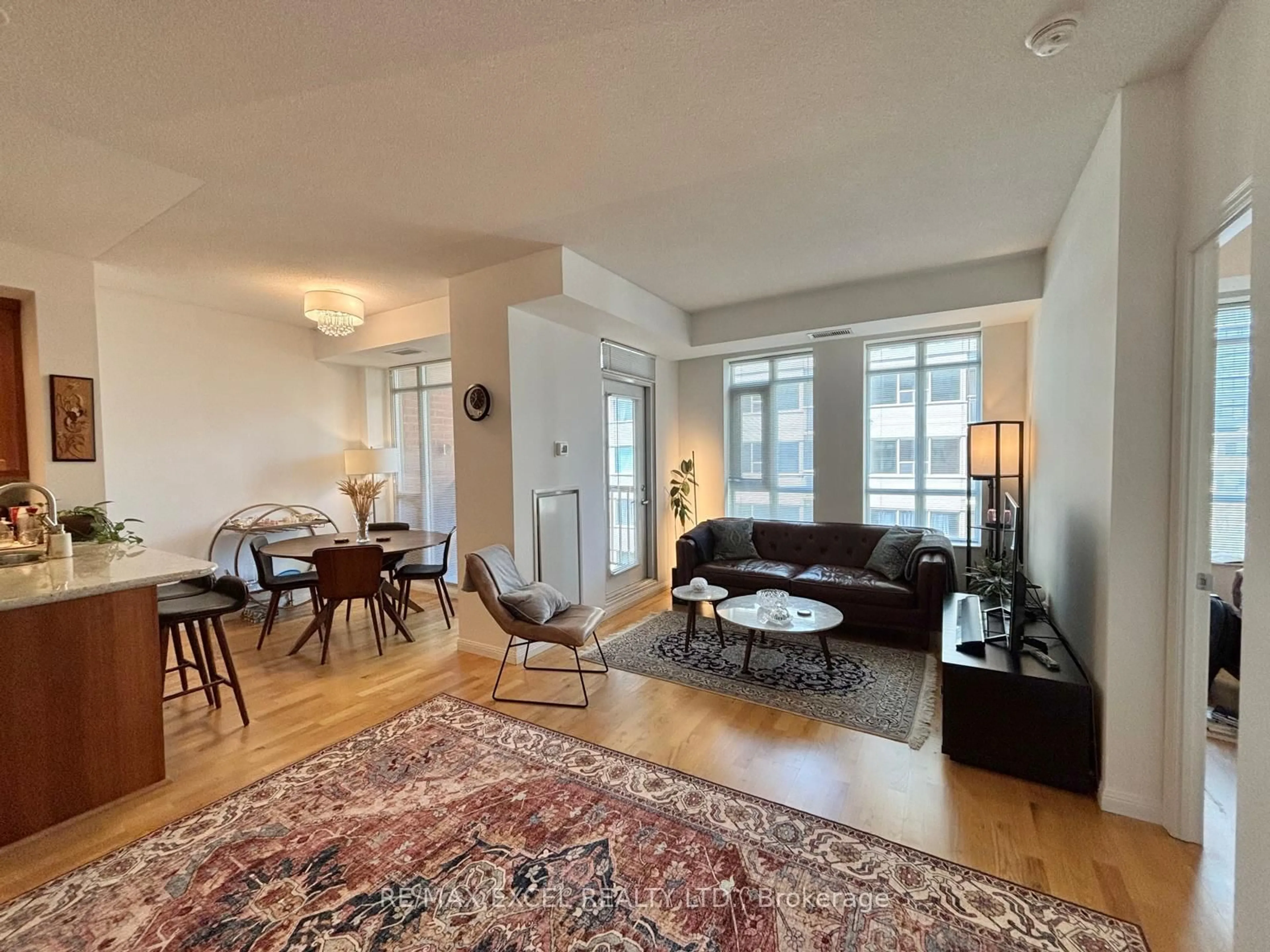 Living room with furniture, unknown for 900 Mount Pleasant Rd #426, Toronto Ontario M4P 3J9