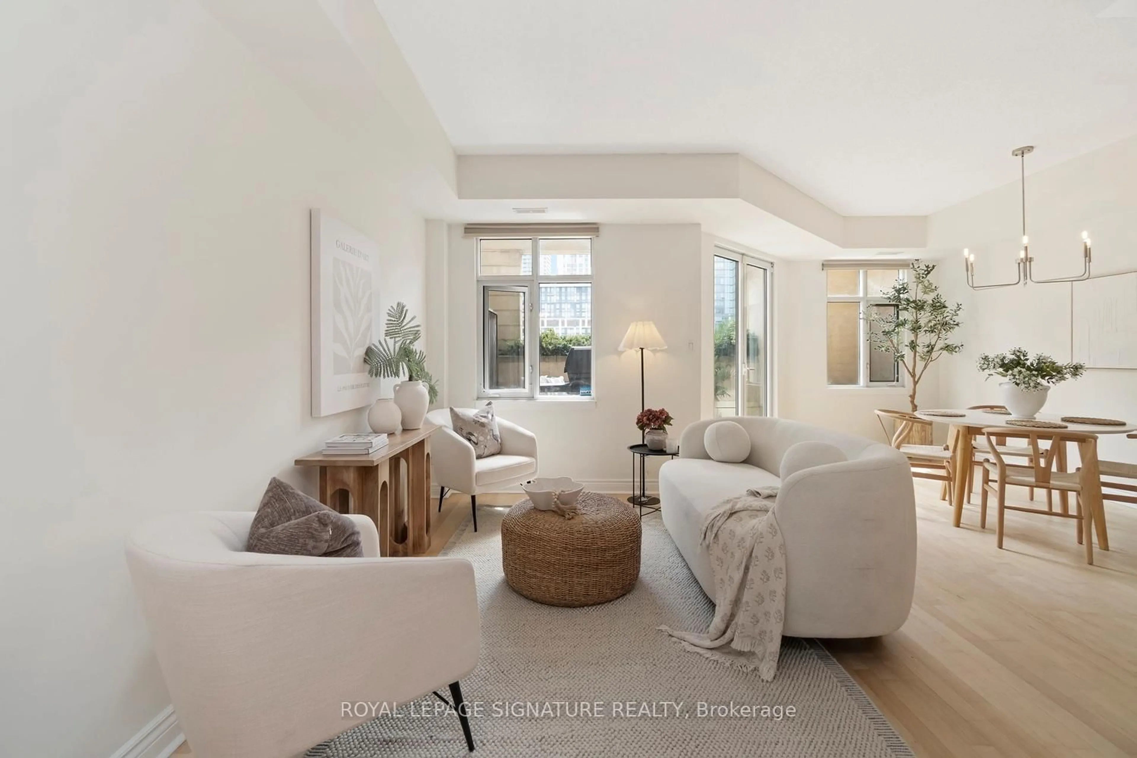 Living room with furniture, unknown for 550 Front St #207, Toronto Ontario M5V 3N5