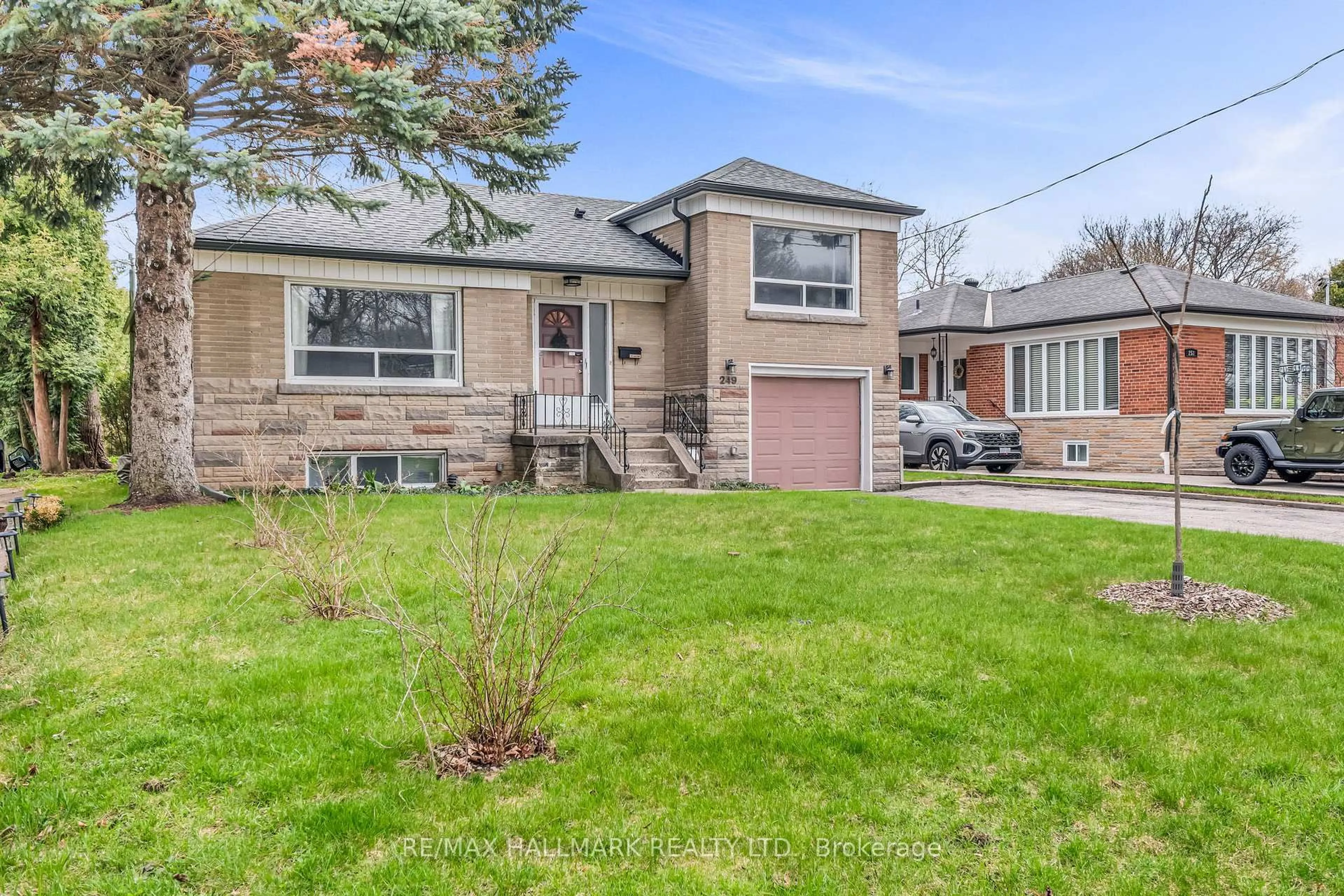 Home with brick exterior material, street for 249 Park Home Ave, Toronto Ontario M2R 1A1