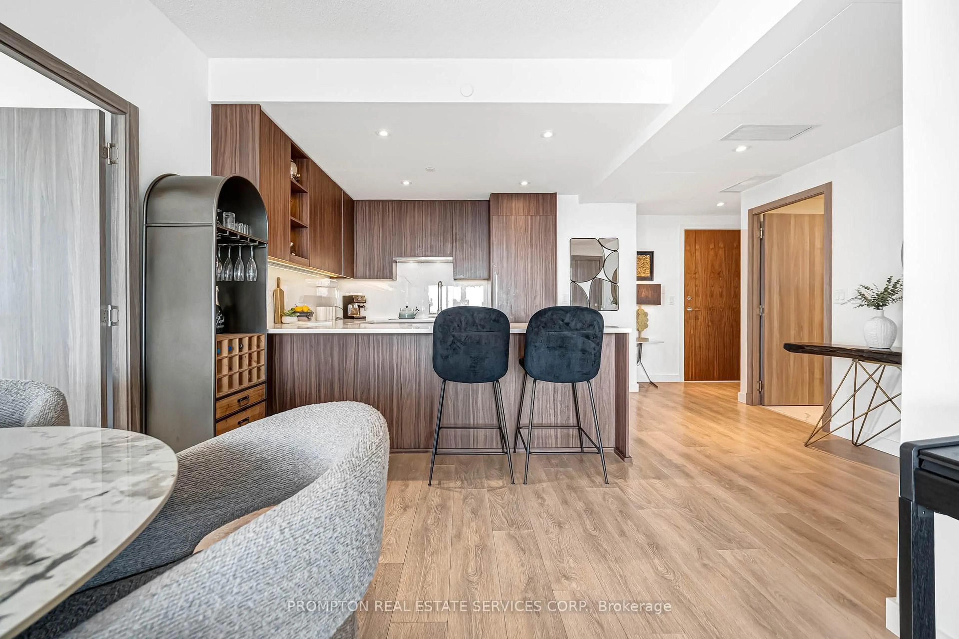 Unknown for 25 Mcmahon Dr #1803, Toronto Ontario M2K 0J1