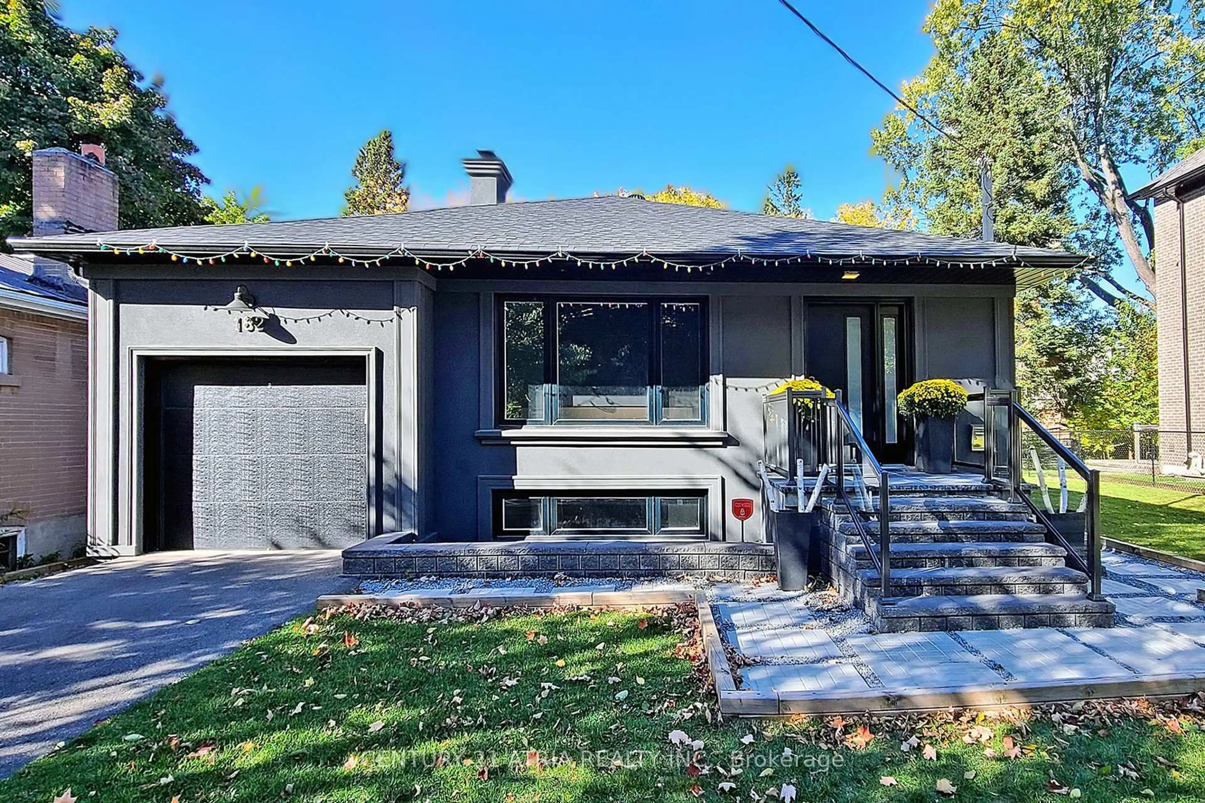 Home with brick exterior material, street for 182 Princess Ave, Toronto Ontario M2N 3R9