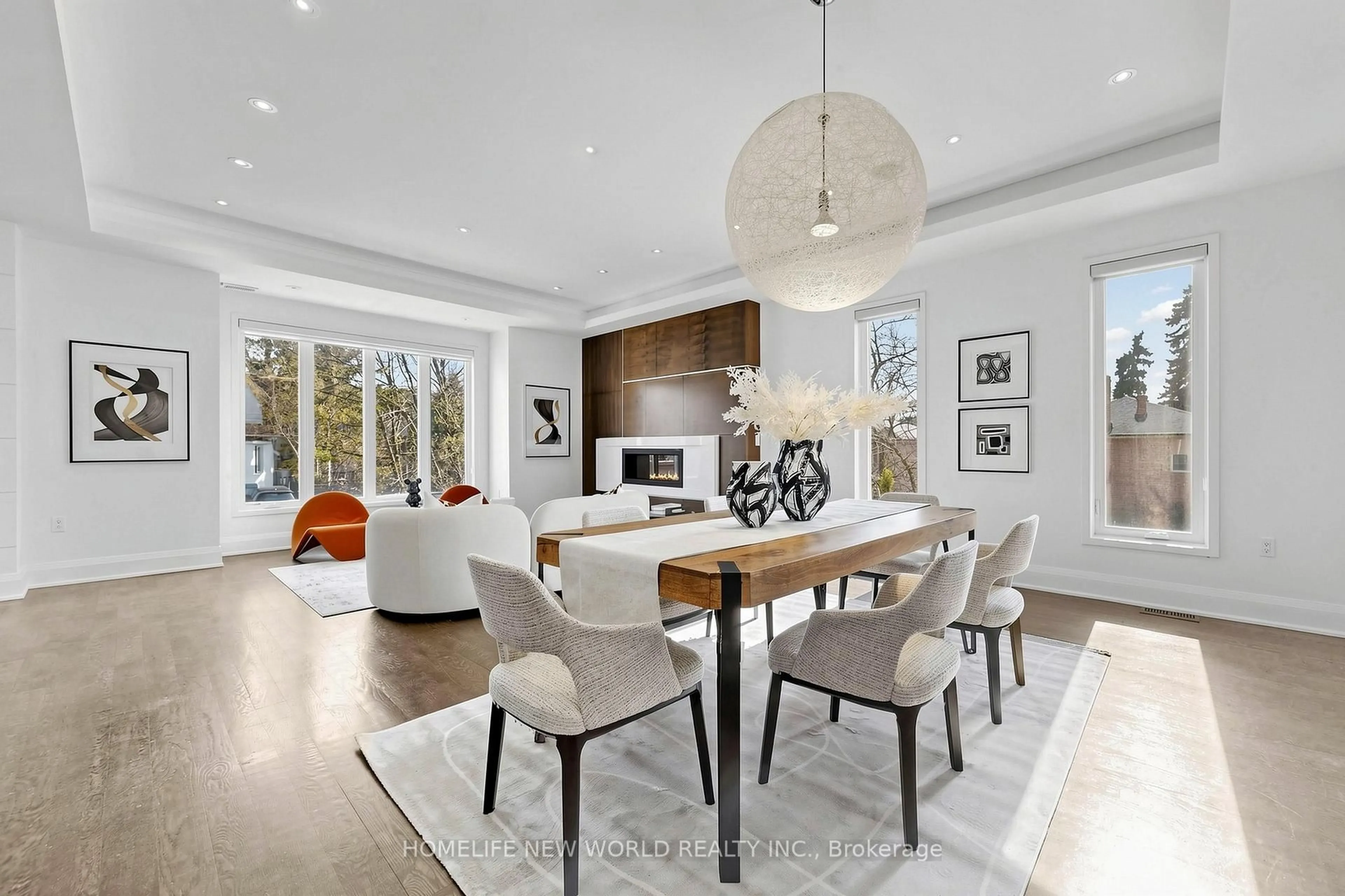 Unknown for 220 Roe Ave, Toronto Ontario M5M 2J4