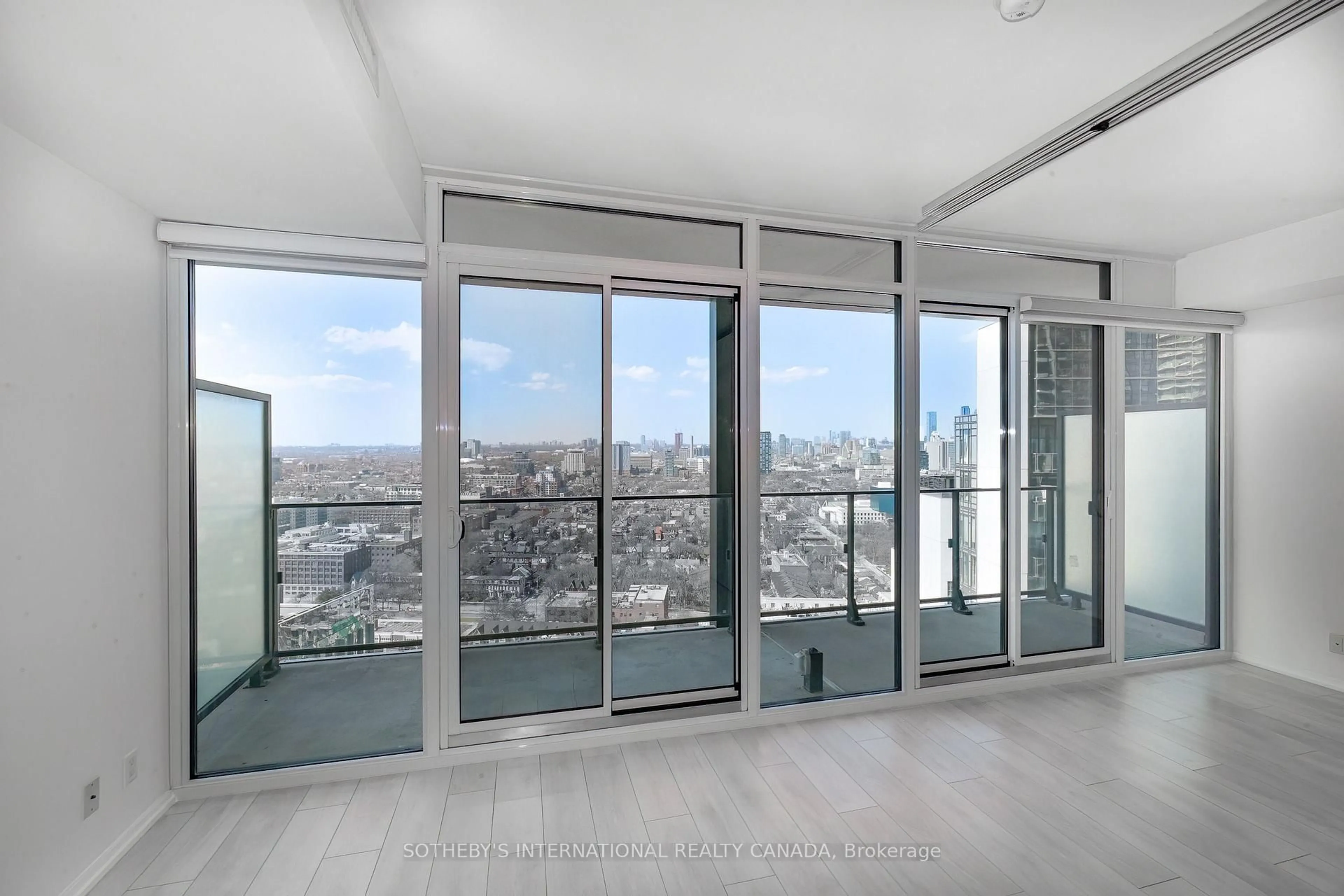 Unknown for 125 Peter St #2603, Toronto Ontario M5V 0M2