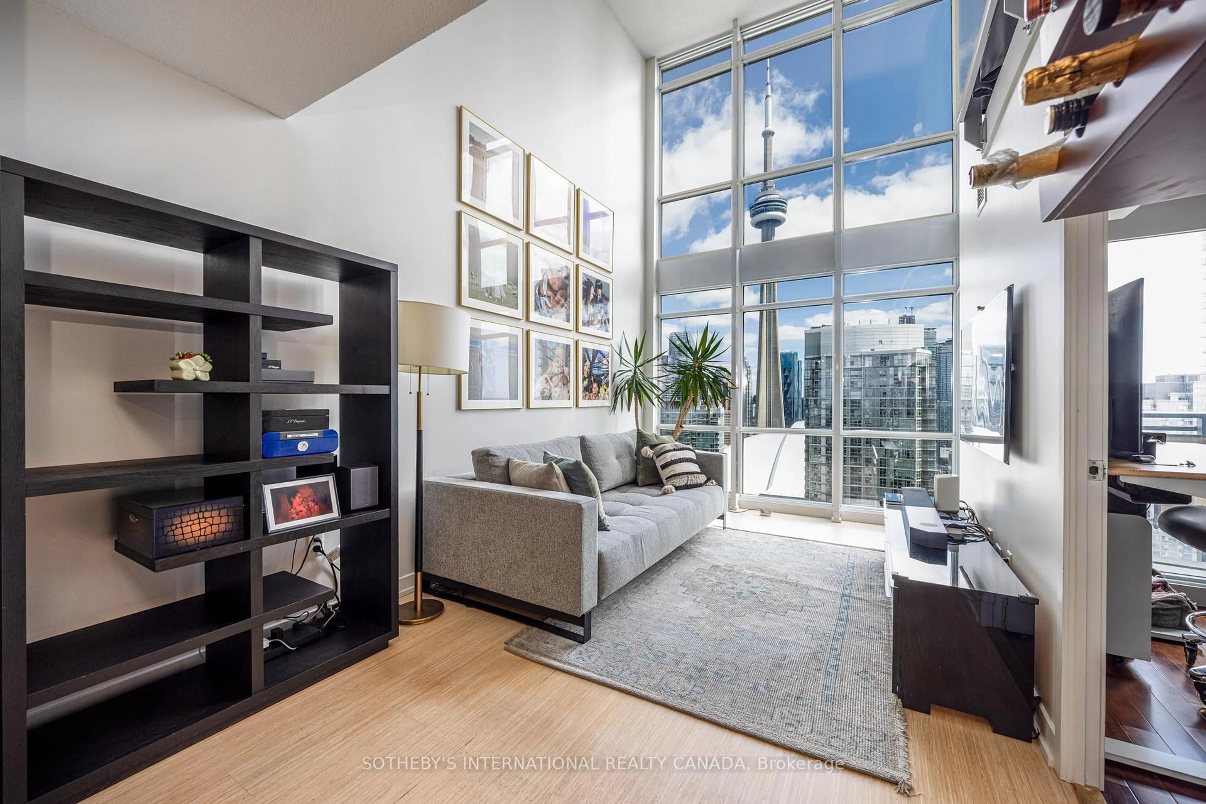 Living room with furniture, unknown for 15 Fort York Blvd #4308, Toronto Ontario M5V 3Y4