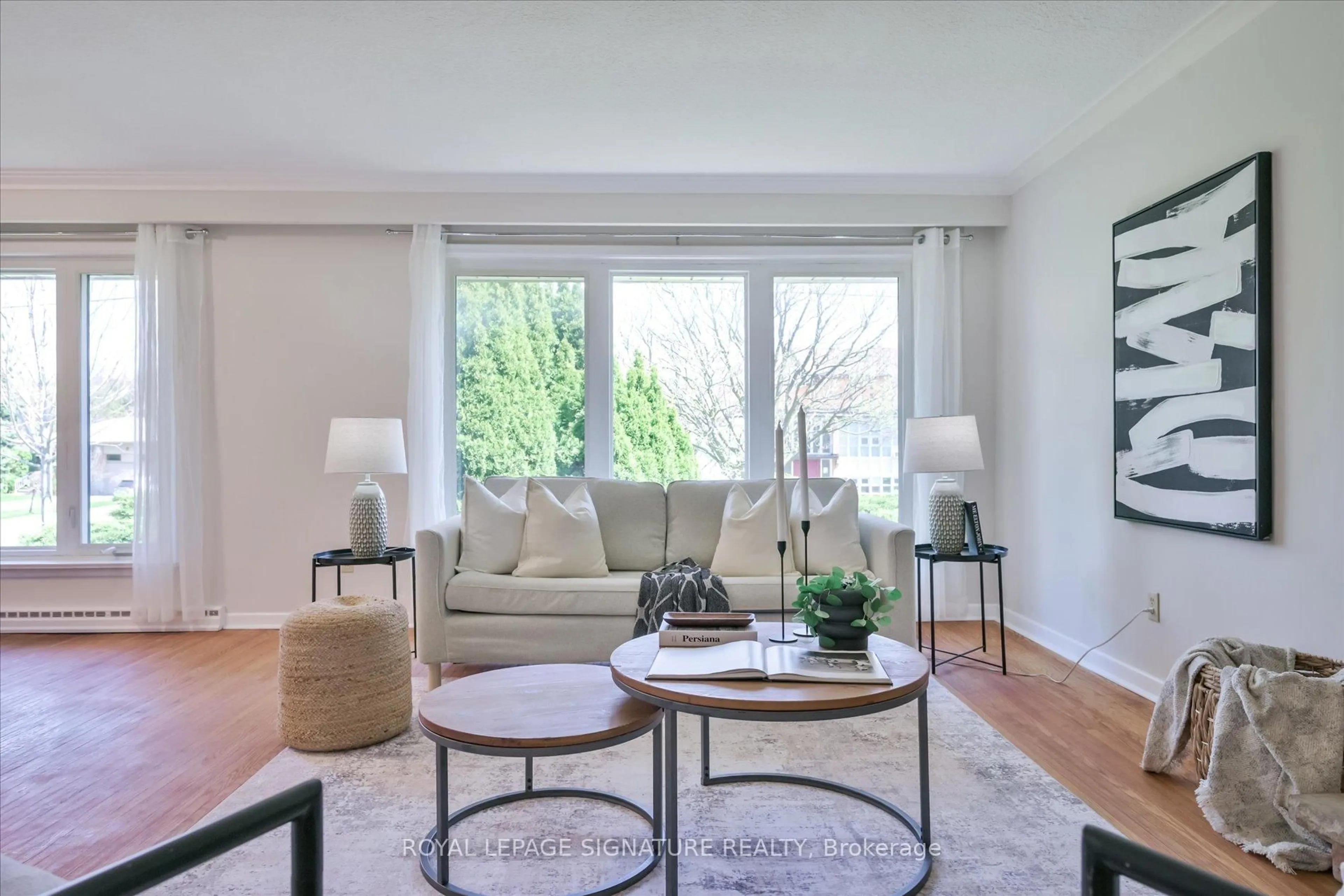 Living room with furniture, unknown for 10 Gretna Ave, Toronto Ontario M4A 2H4