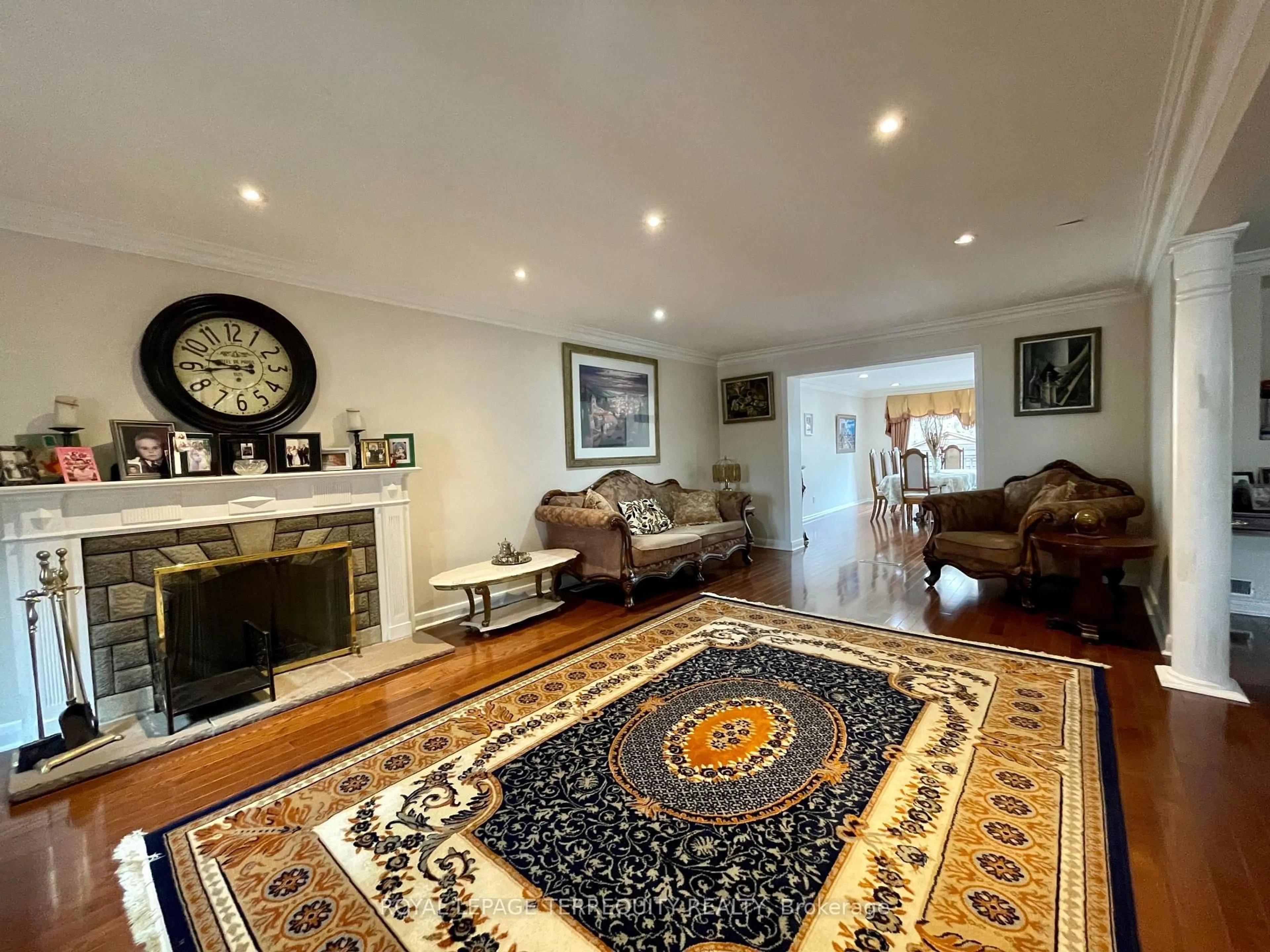 Unknown for 435 Drewry Ave, Toronto Ontario M2R 2K6