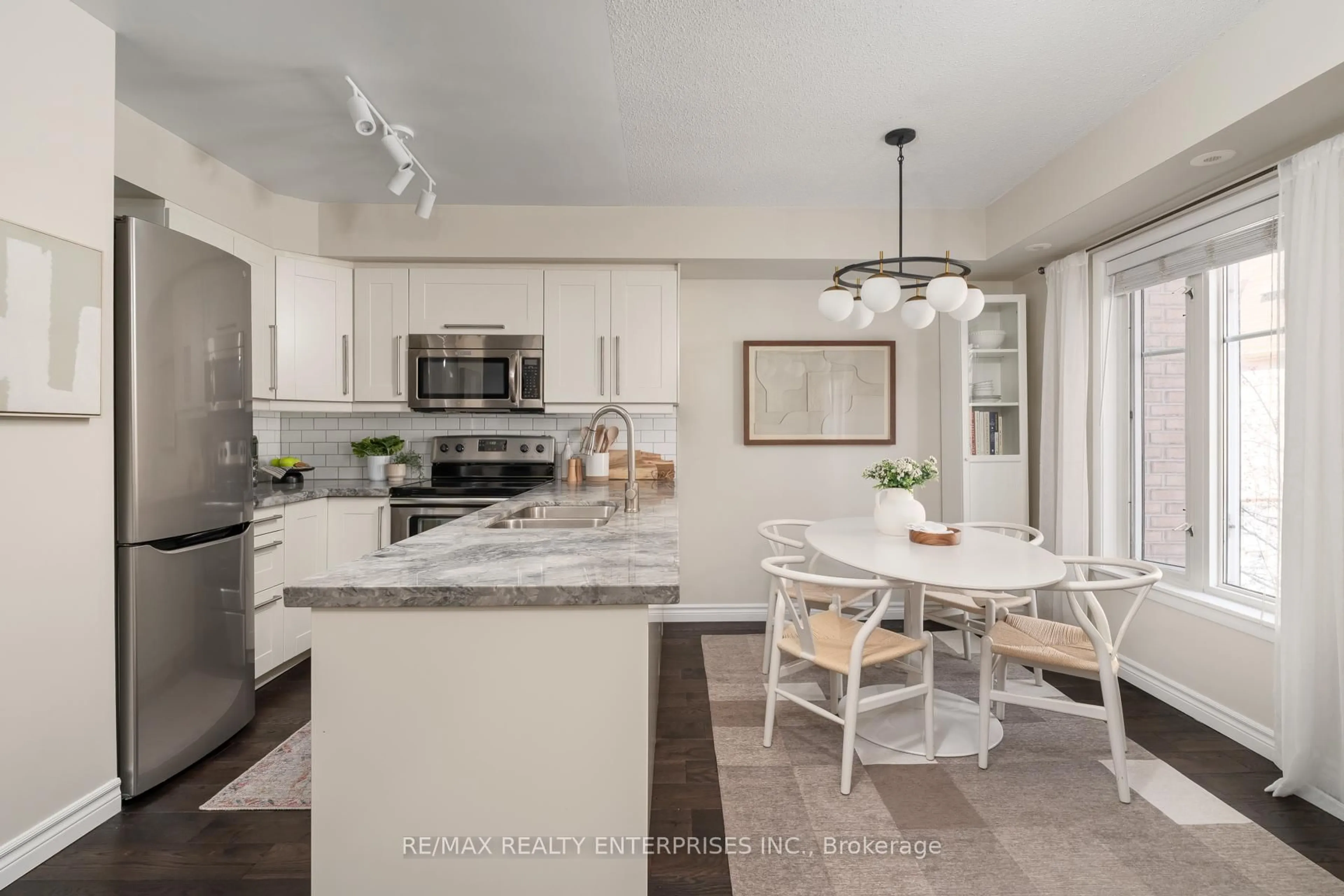 Open concept kitchen, ceramic/tile floor for 50 East Liberty St #1126, Toronto Ontario M6K 3P3