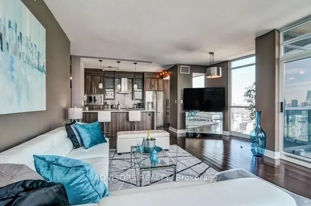 219 Fort York Blvd #LPH 3702, Toronto 3