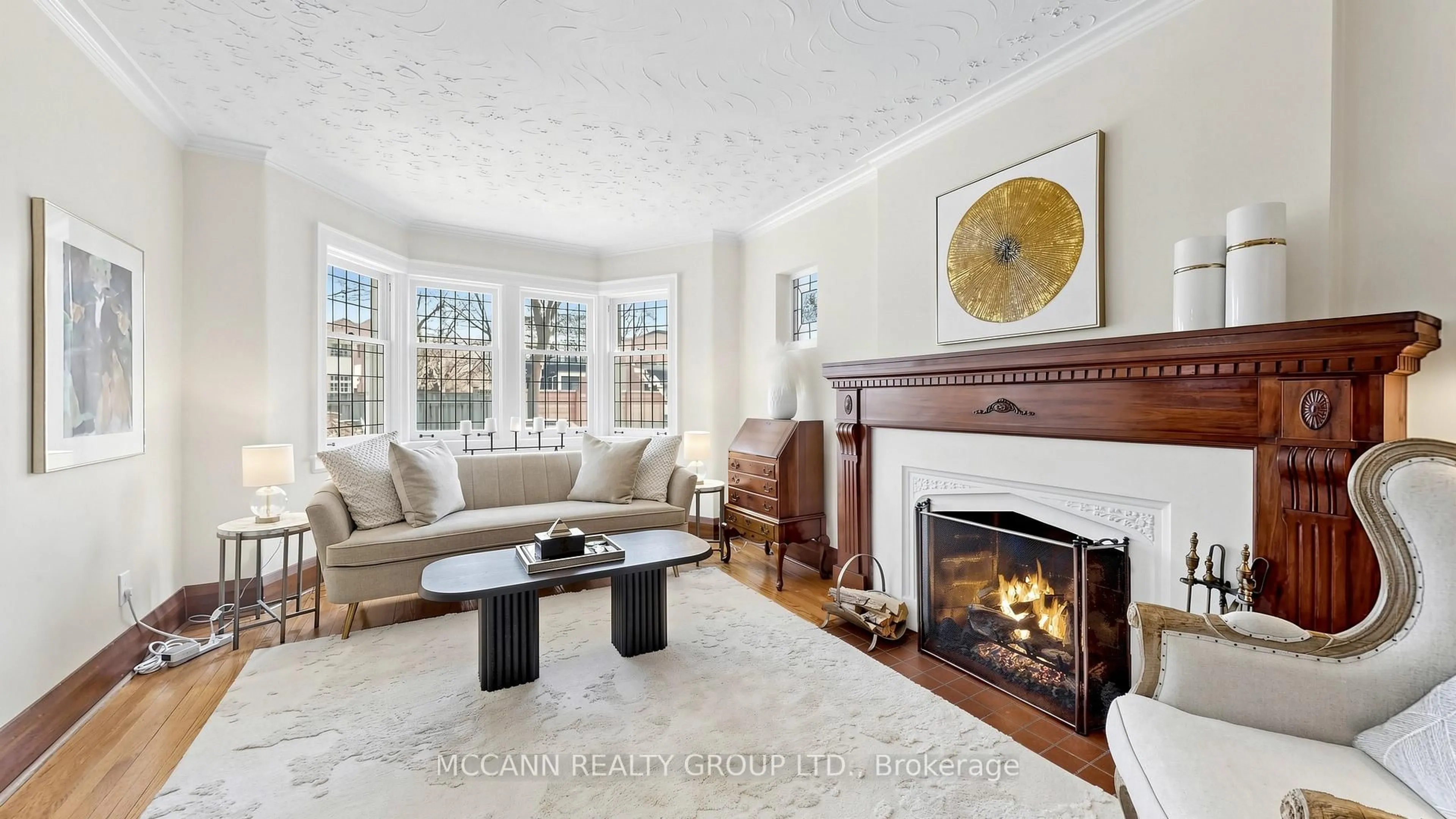 Living room with furniture, unknown for 60 Glen Echo Rd, Toronto Ontario M4N 2E3