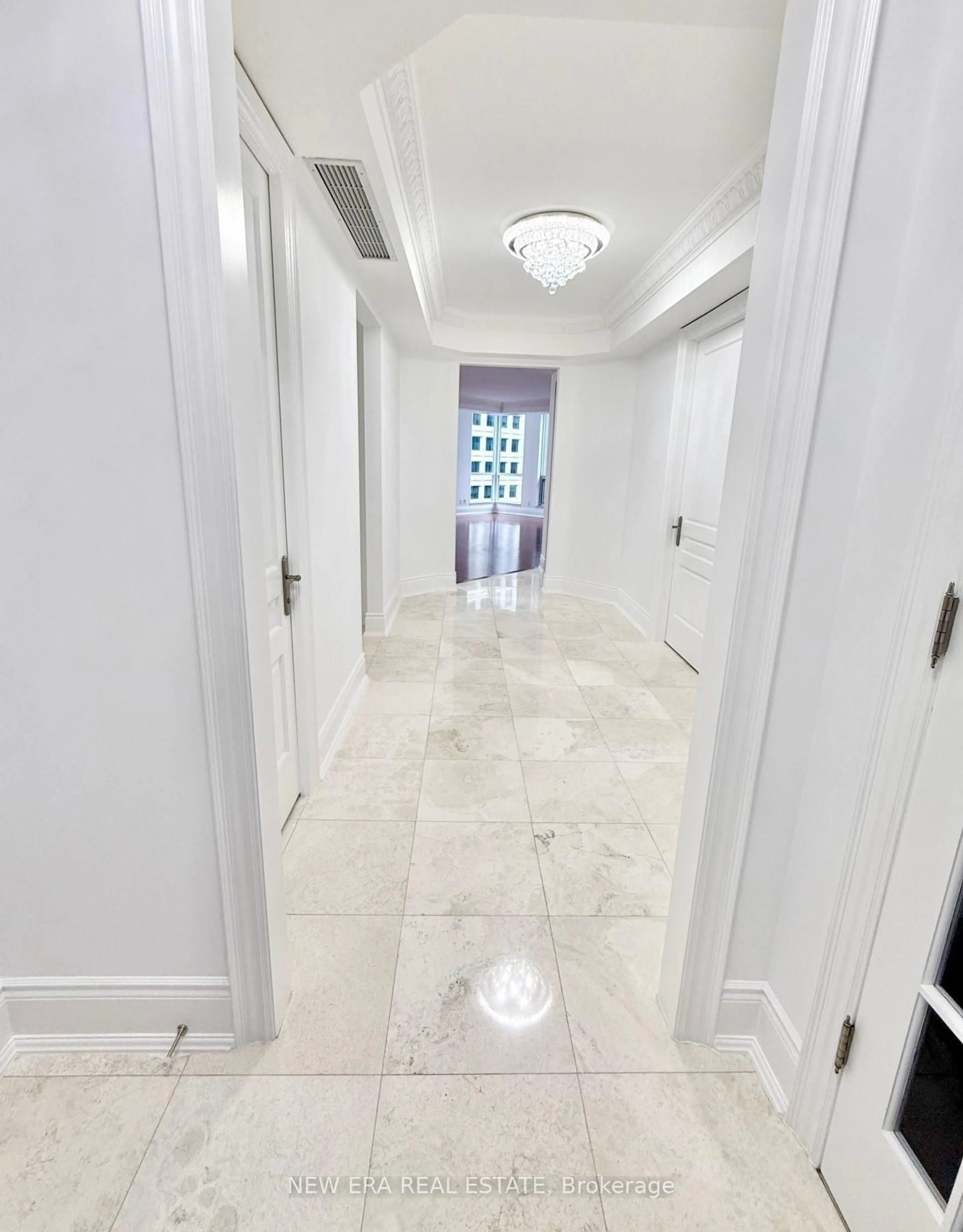 Indoor foyer for 10 Bellair St #602, Toronto Ontario M5R 3T8