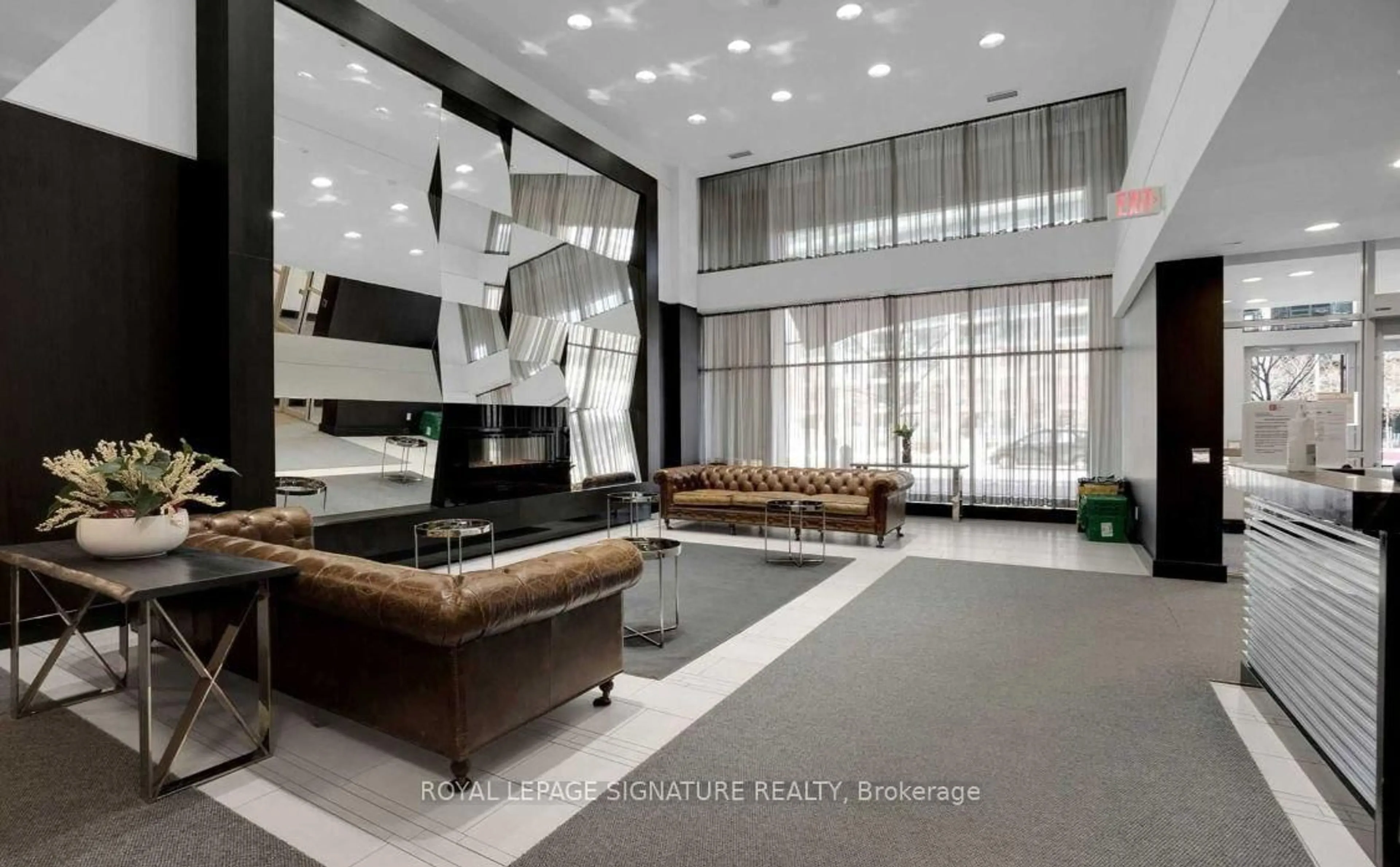 Lobby for 35 Bastion St #522, Toronto Ontario M5V 0C2
