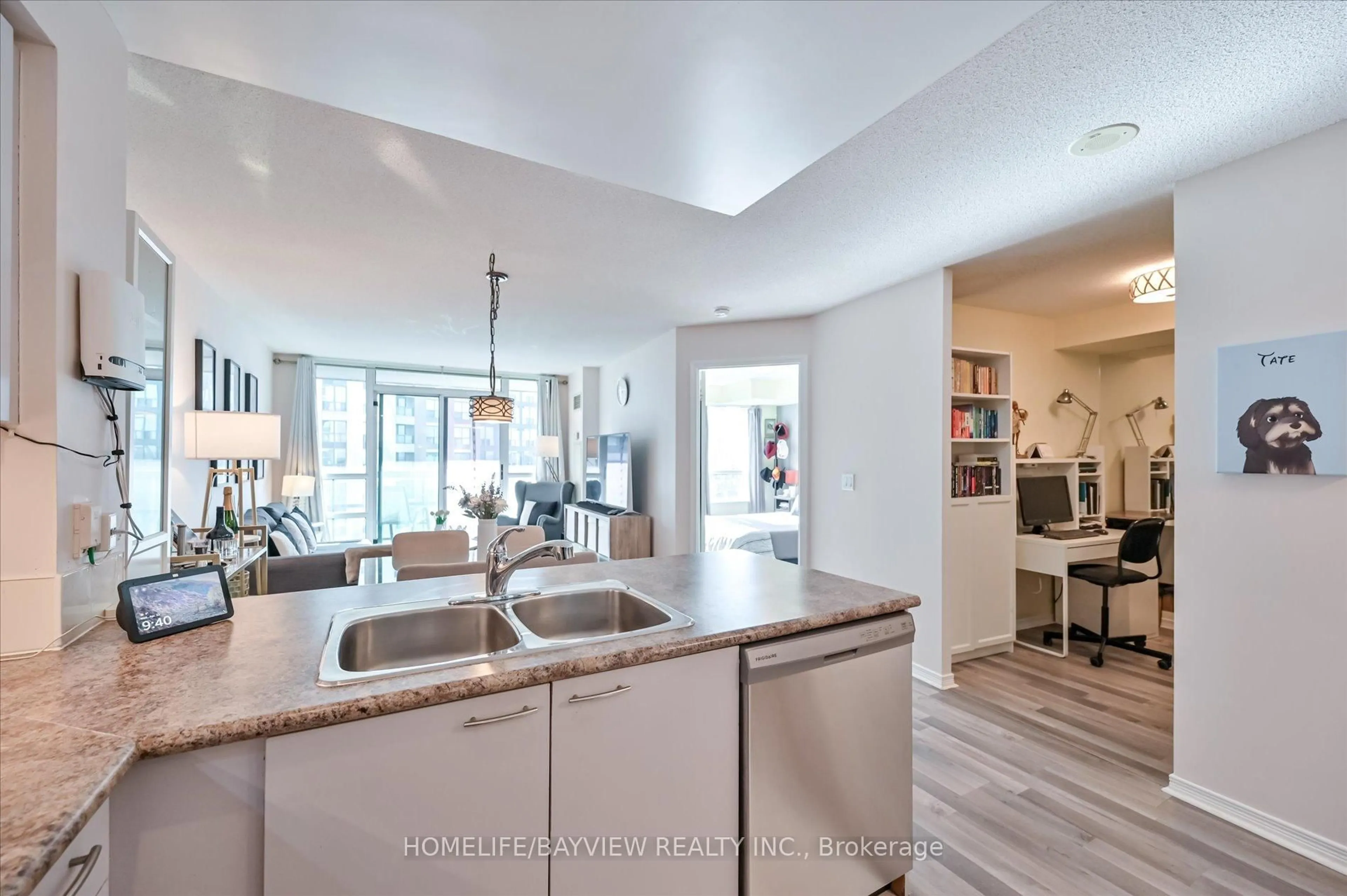 Open concept kitchen, ceramic/tile floor for 503 Beecroft Rd #903, Toronto Ontario M2N 0A2