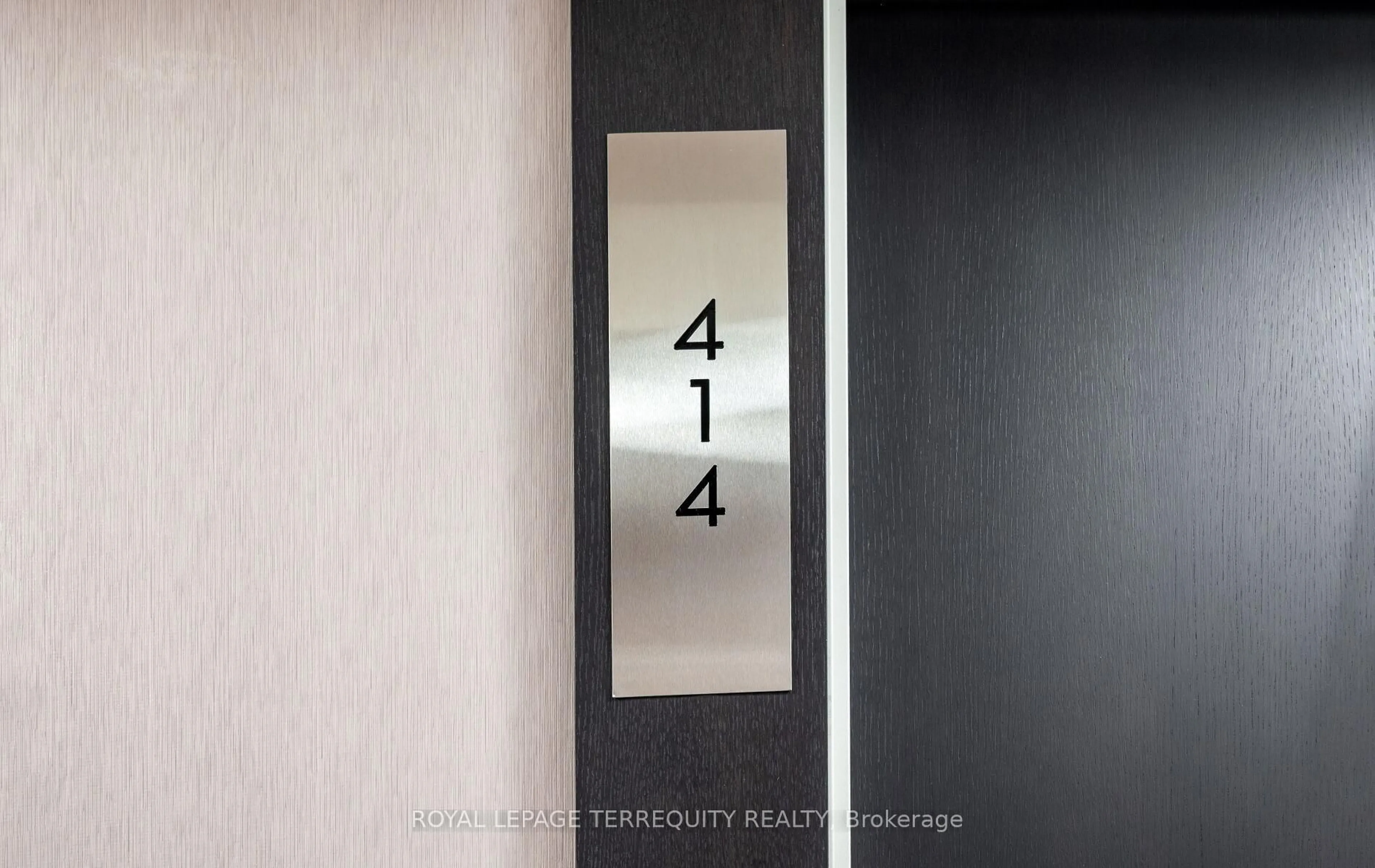 Indoor foyer for 38 Monte Kwinter Crt #414, Toronto Ontario M3H 0E2