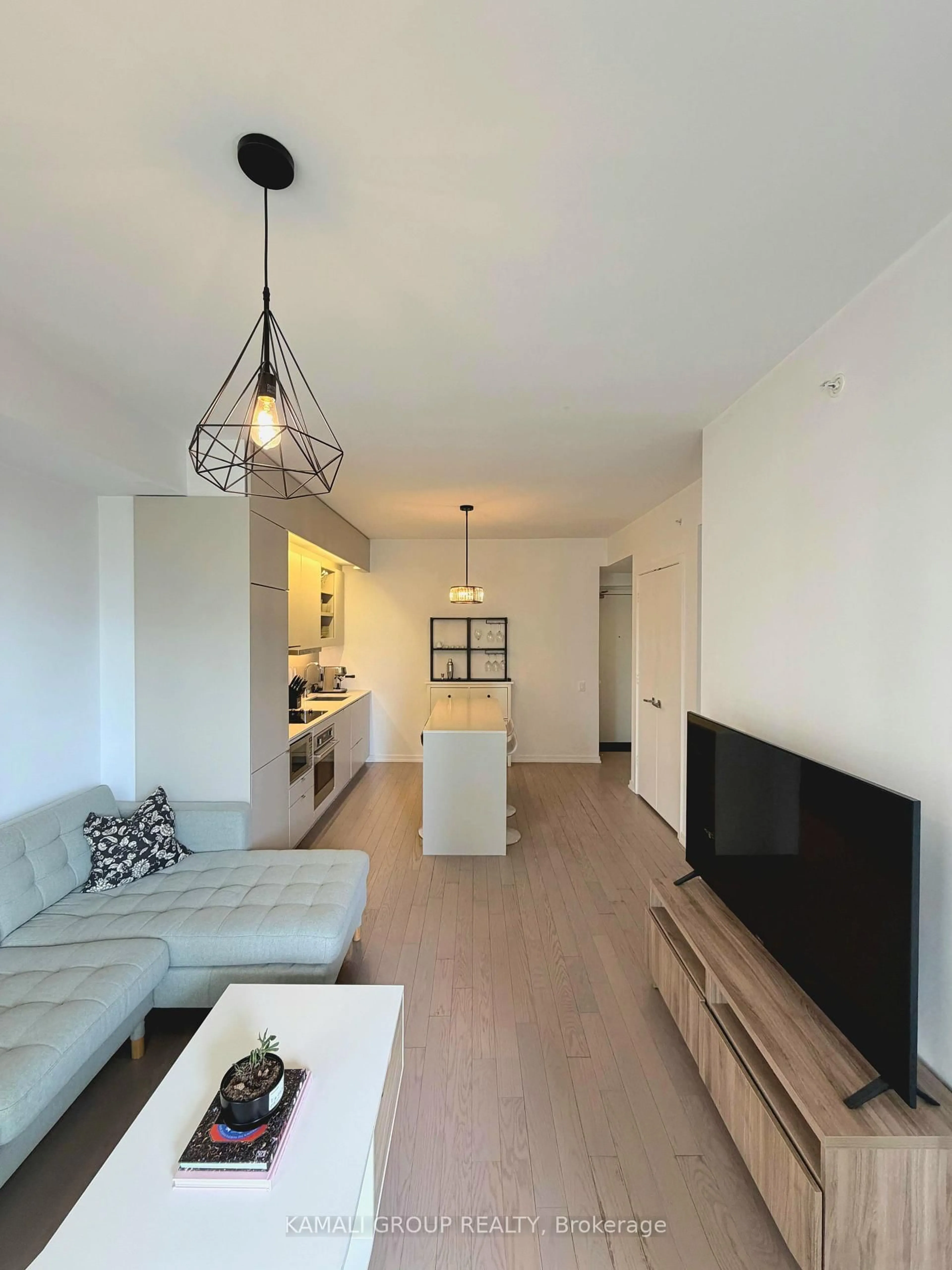 Living room with furniture, unknown for 101 Peter St #1712, Toronto Ontario M5V 0G6