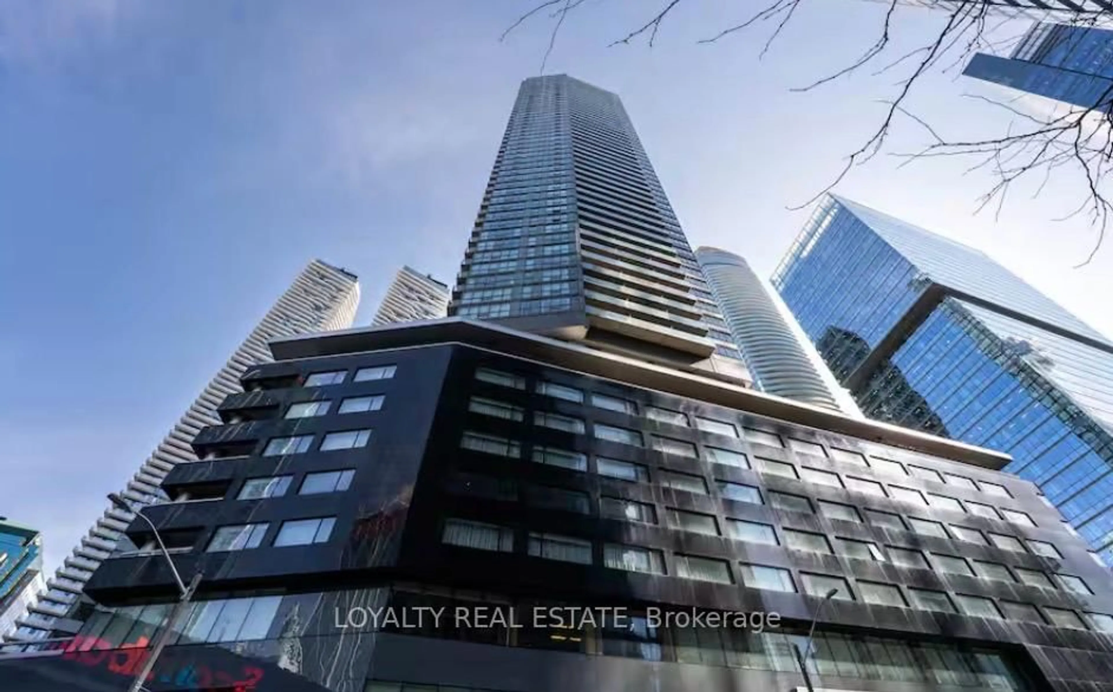 Unknown for 65 Bremner Blvd #3503, Toronto Ontario M5J 0A7