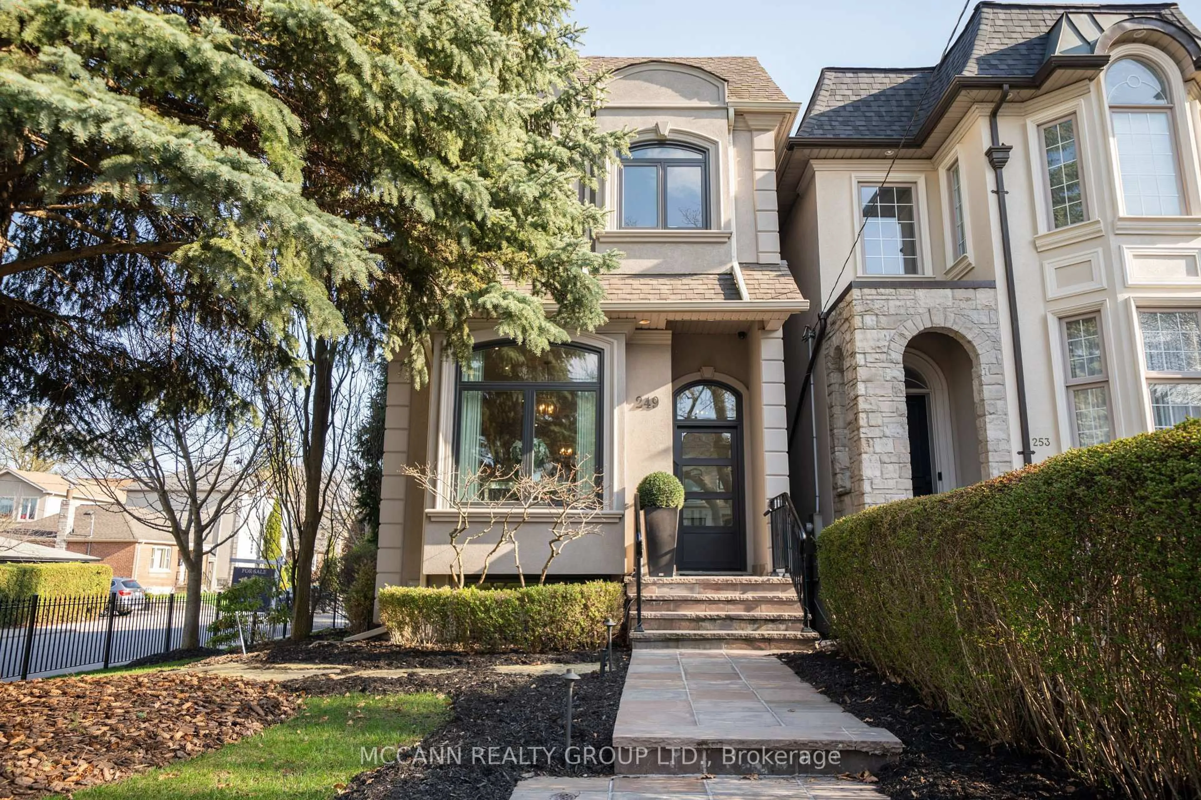 Home with brick exterior material, street for 249 Bedford Park Ave, Toronto Ontario M5M 1J6