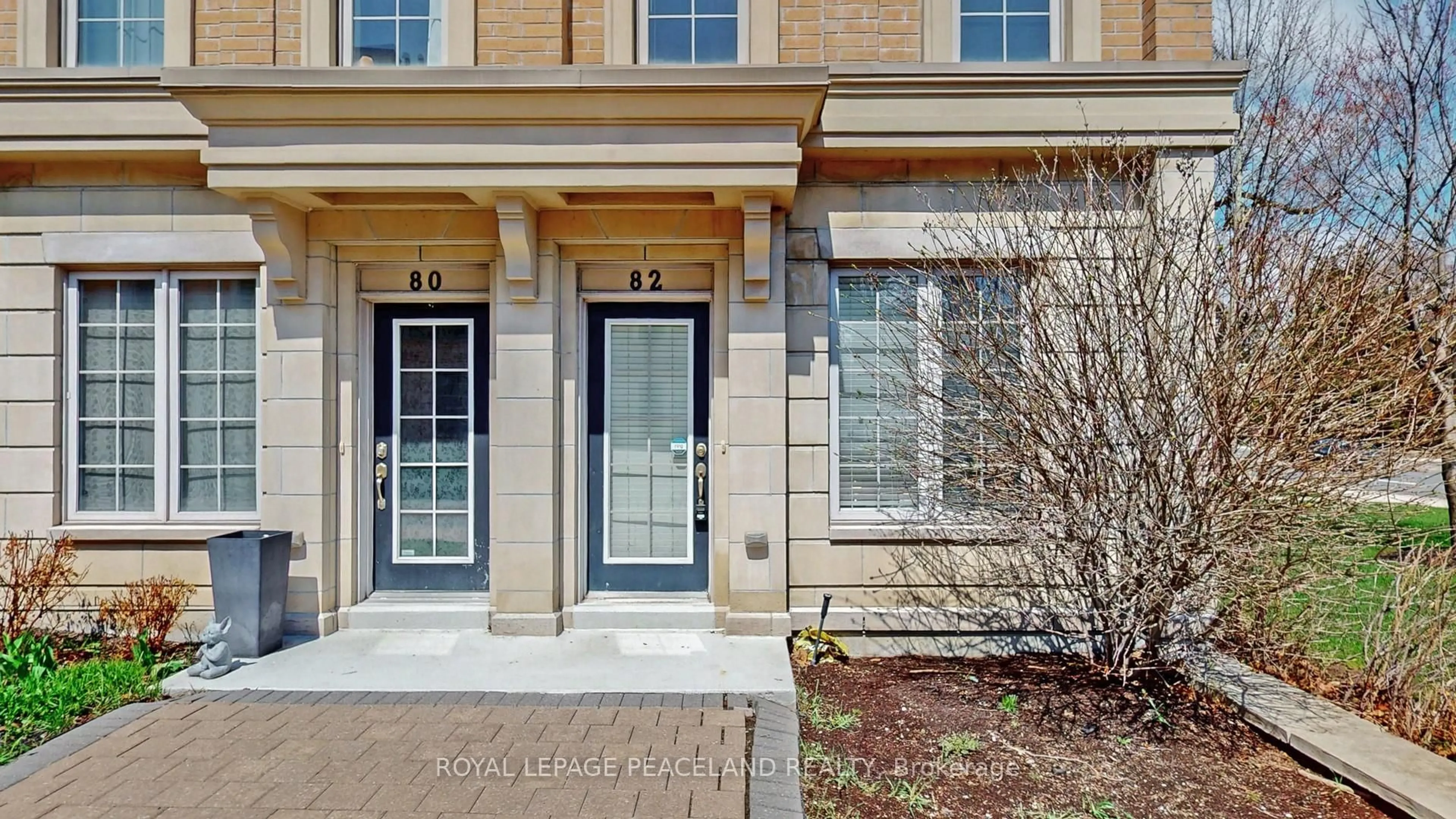 Unknown for 82 Hargrave Lane, Toronto Ontario M4N 0A4
