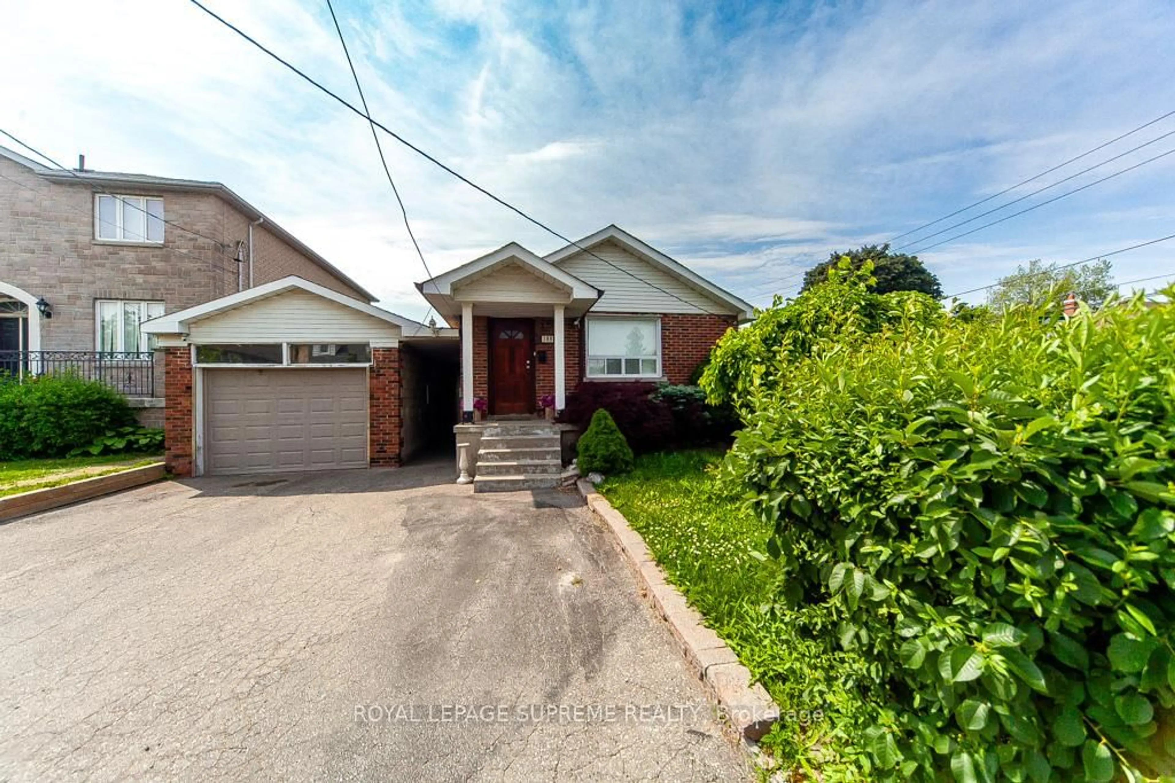 Unknown for 109 Regina Ave, Toronto Ontario M6A 1R5