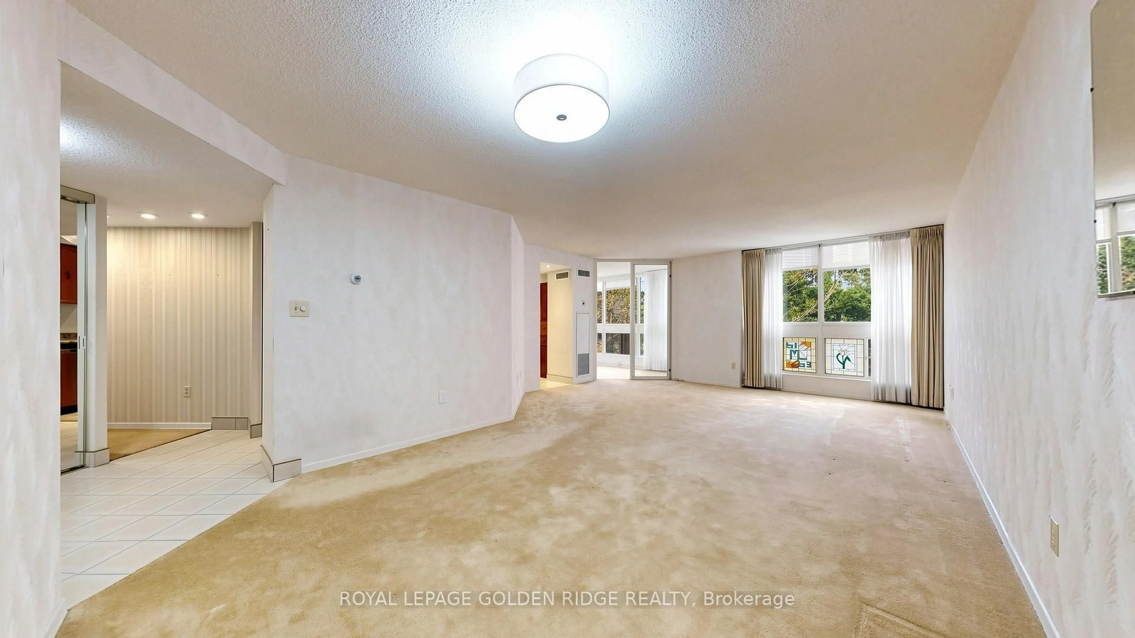 A pic of a room for 10 Kenneth Ave #212, Toronto Ontario M2N 6K6