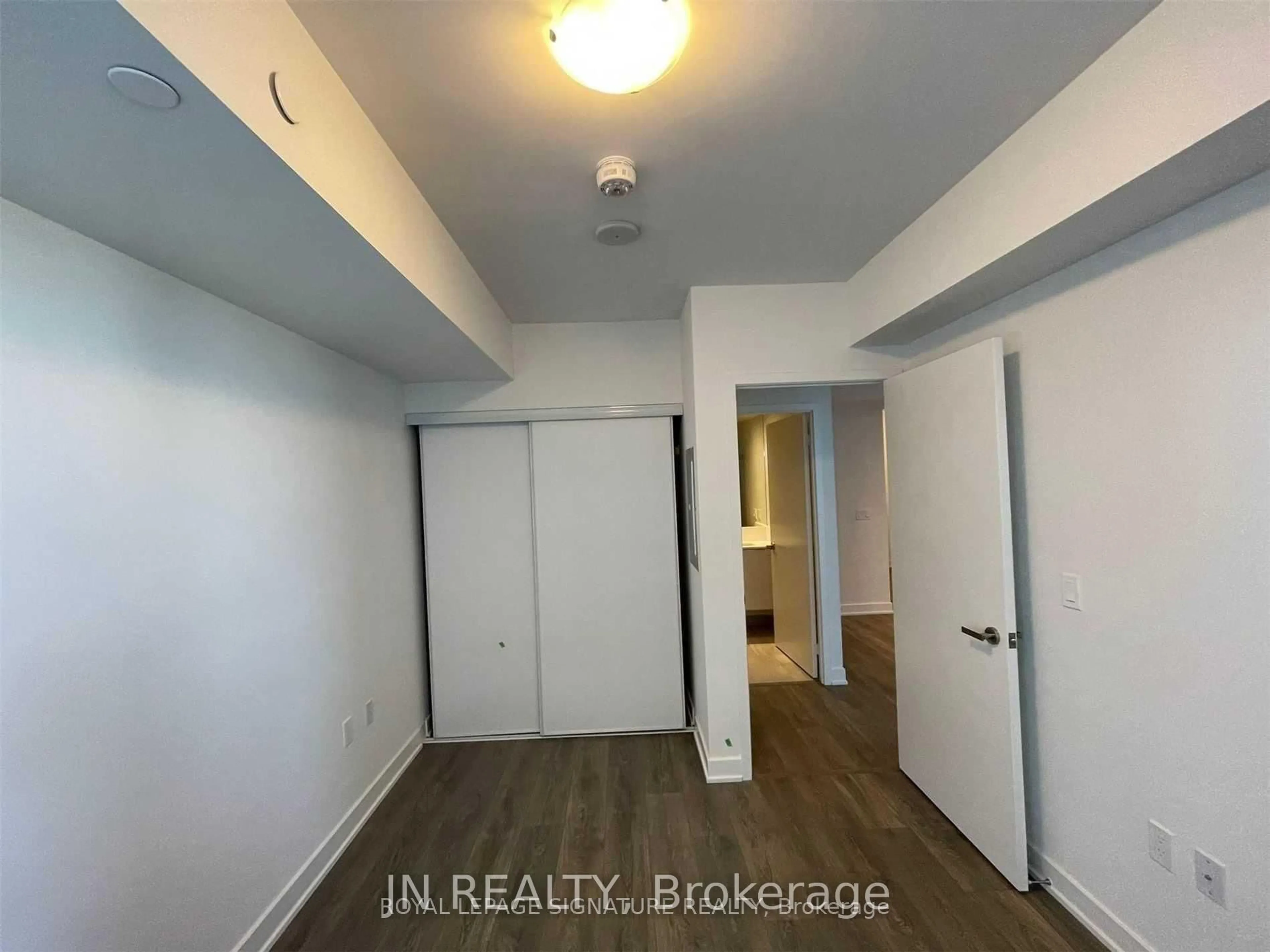 A pic of a room for 99 Broadway Ave #2306, Toronto Ontario M4P 1E3