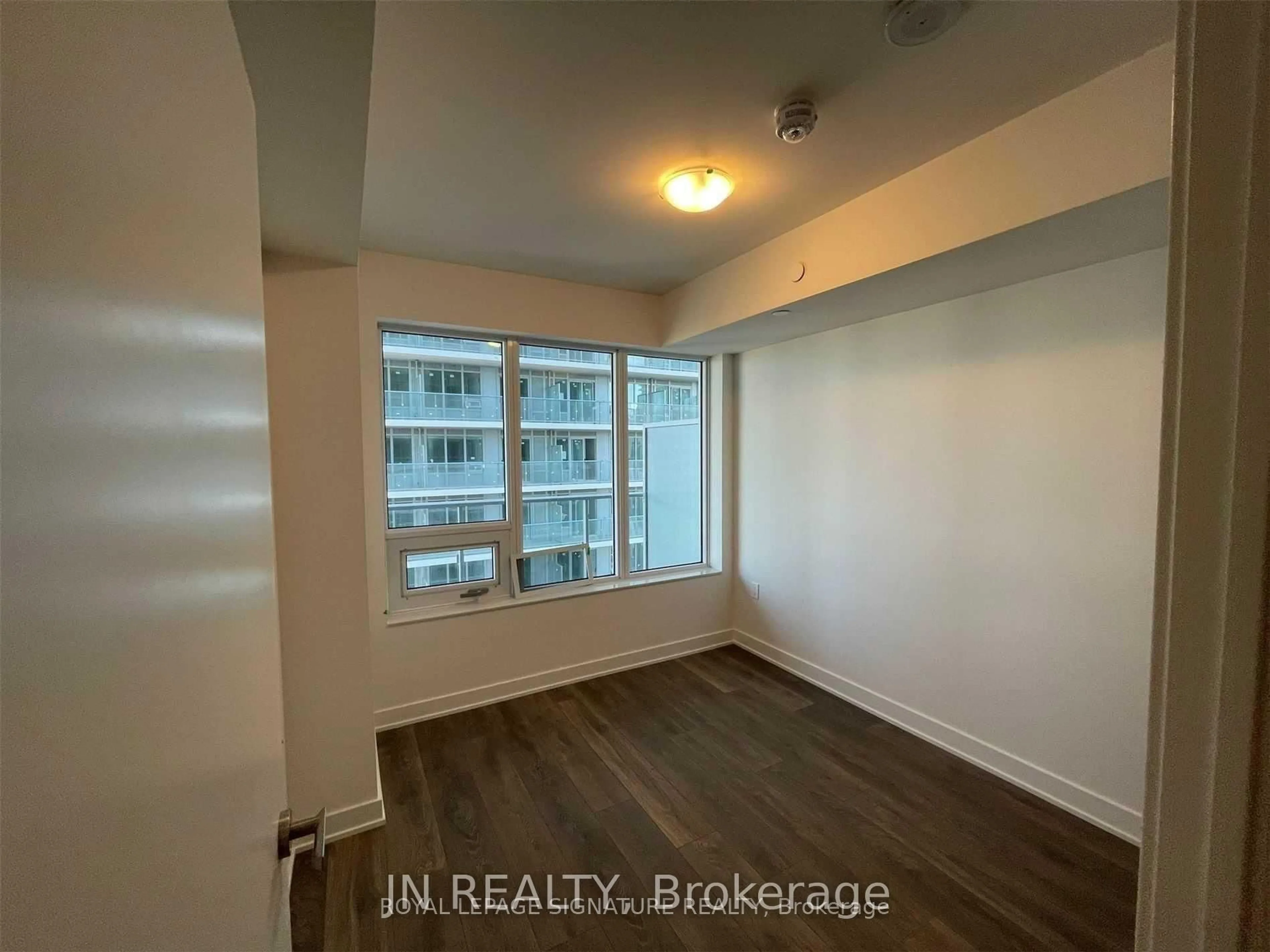 A pic of a room for 99 Broadway Ave #2306, Toronto Ontario M4P 1E3