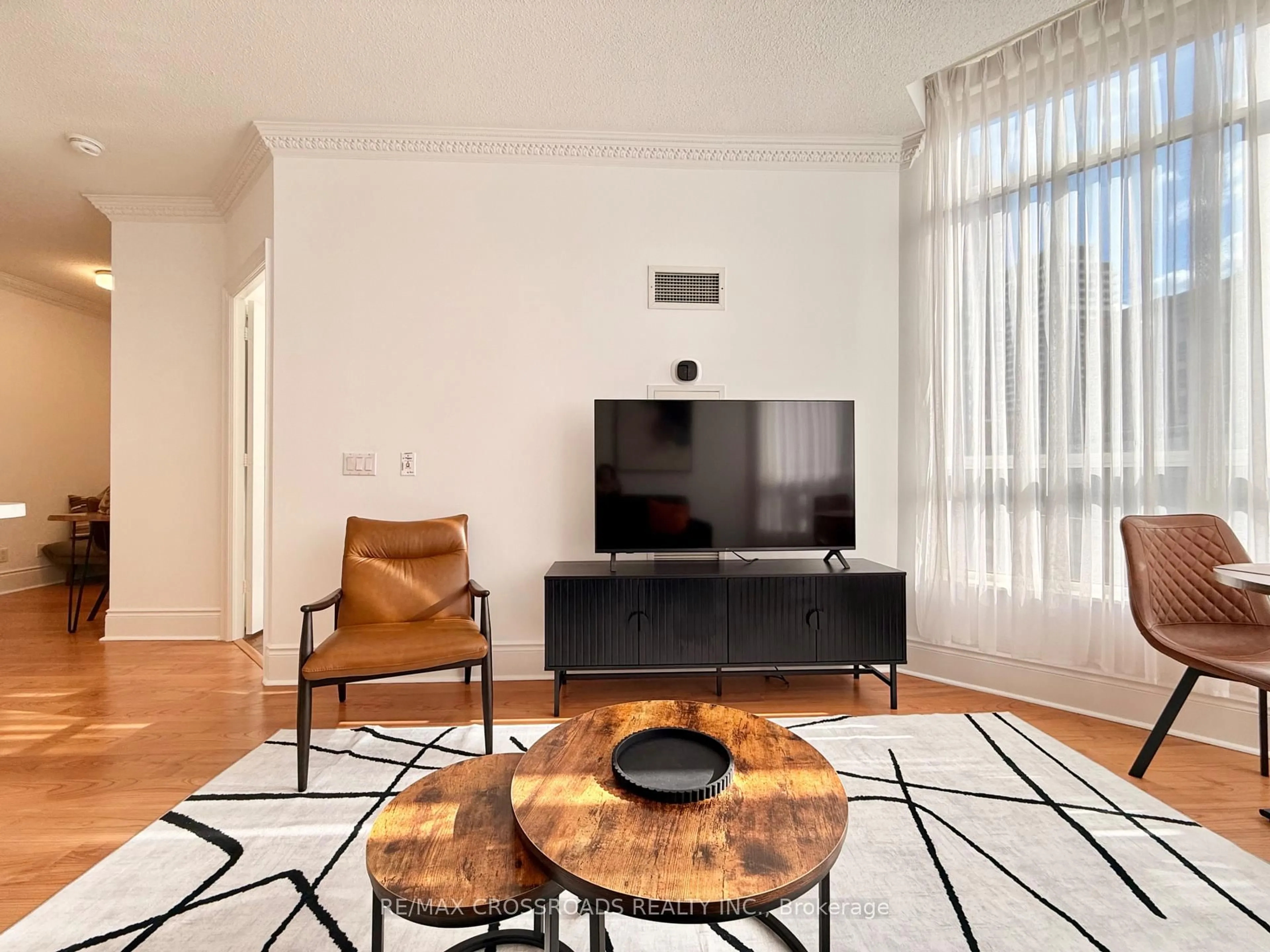 Living room with furniture, unknown for 10 Northtown Way #314, Toronto Ontario M2N 7L4