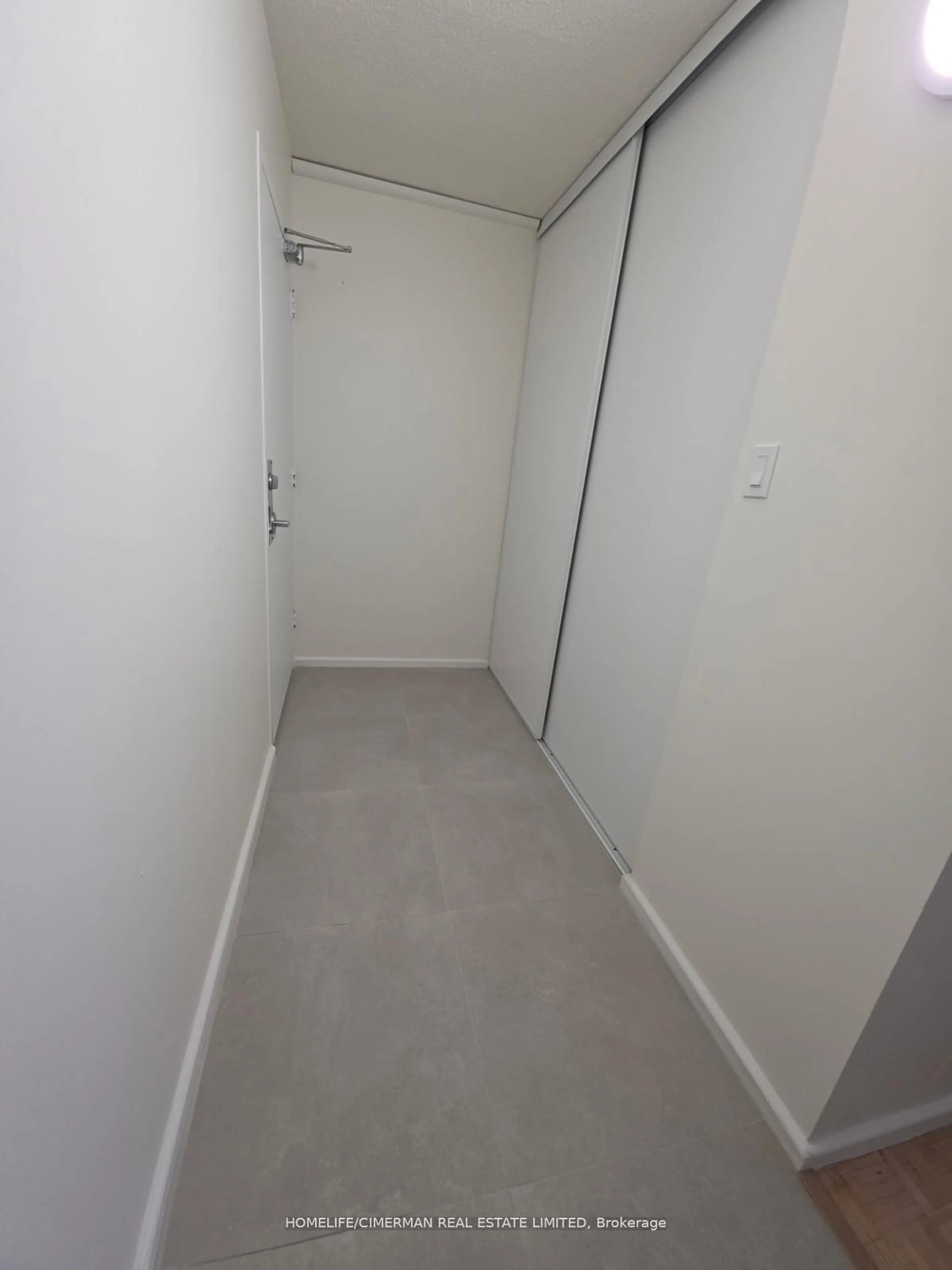A pic of a room for 715 Don Mills Rd #1702, Toronto Ontario M3C 1S5