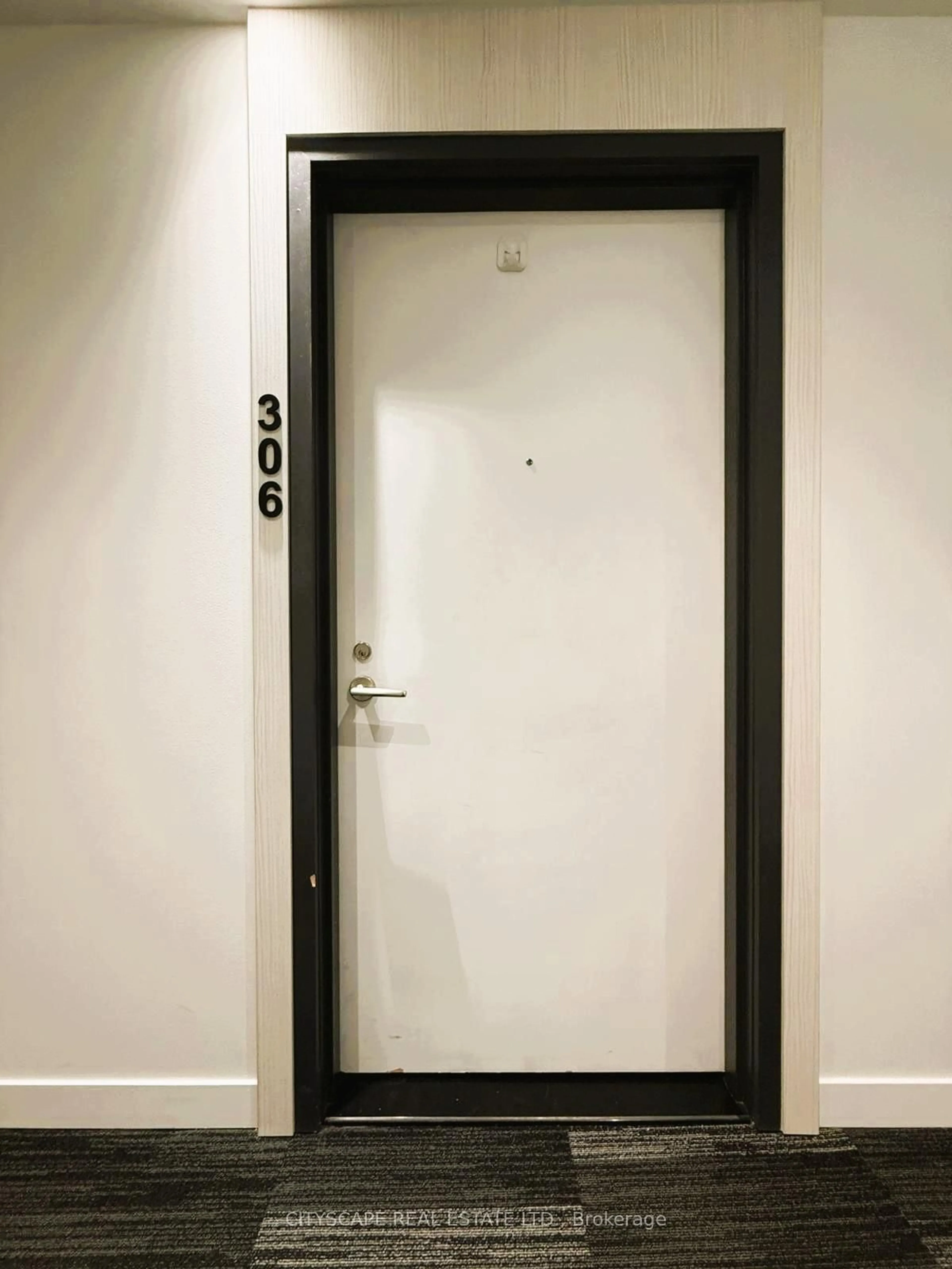 Indoor entryway for 185 Alberta Ave #306, Toronto Ontario M6C 0A5