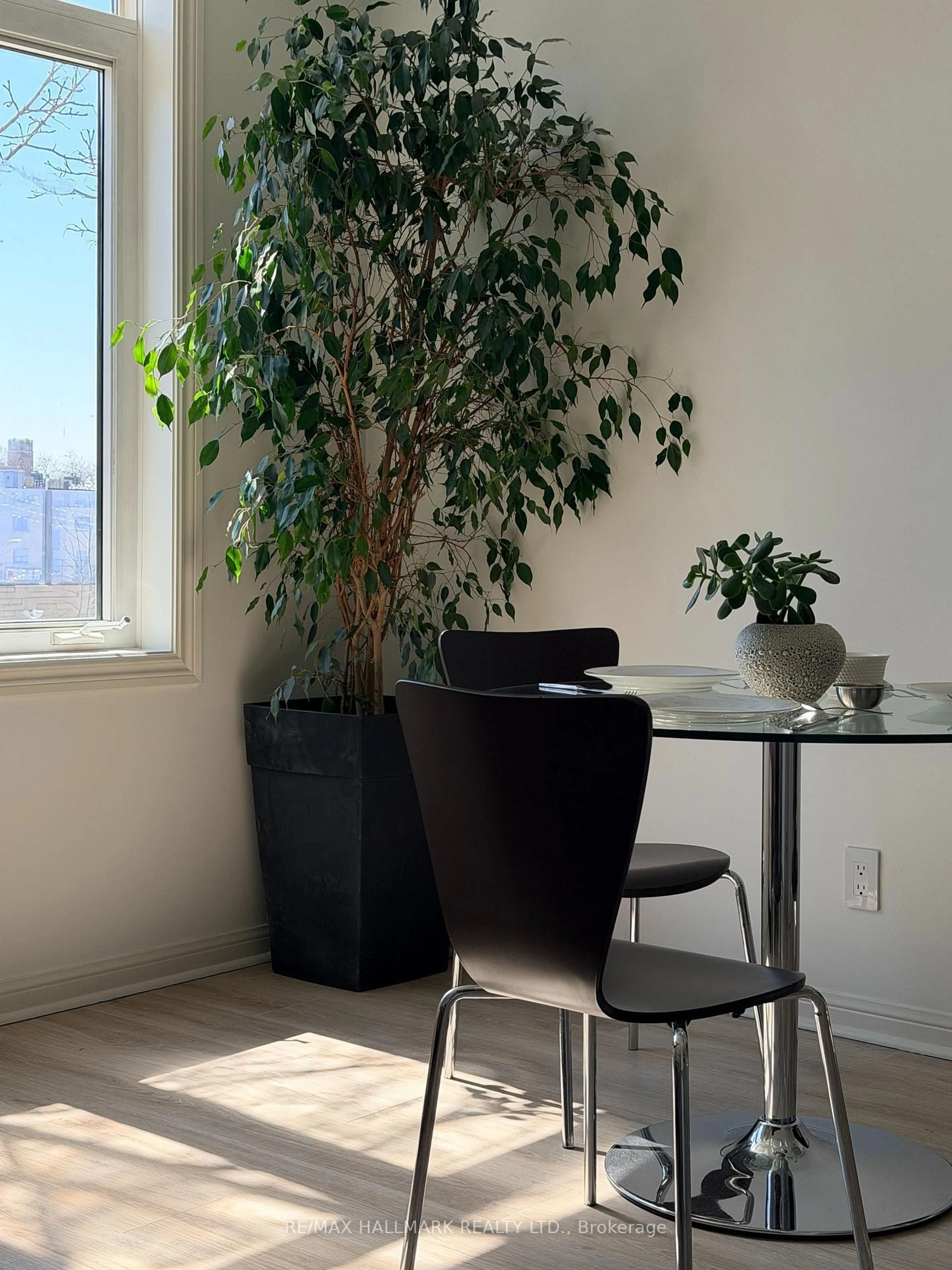 A pic of a room for 27 Sudbury St #2705, Toronto Ontario M6J 3W6