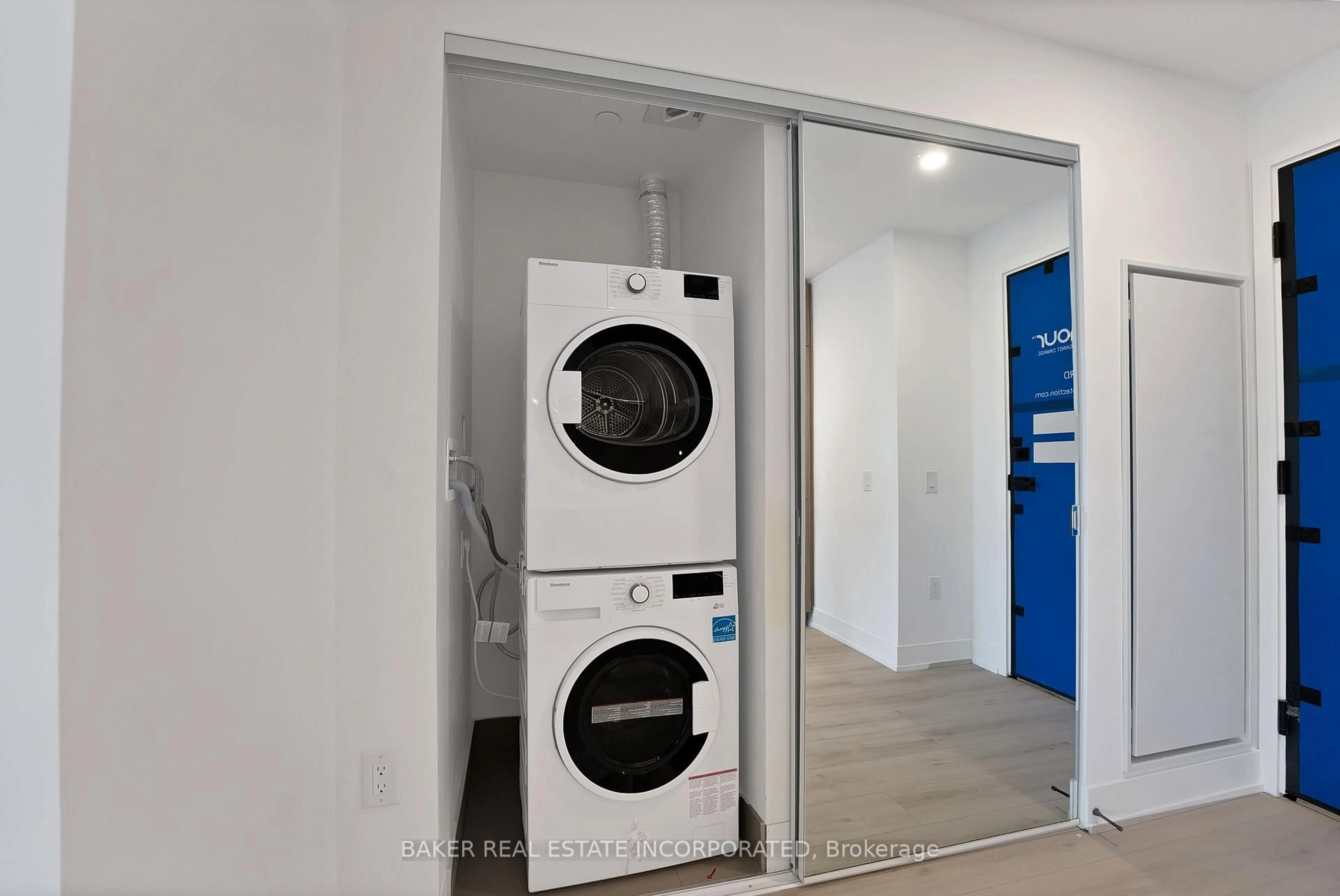 Laundry room for 36 Olive Ave #2103, Toronto Ontario M2N 0M4