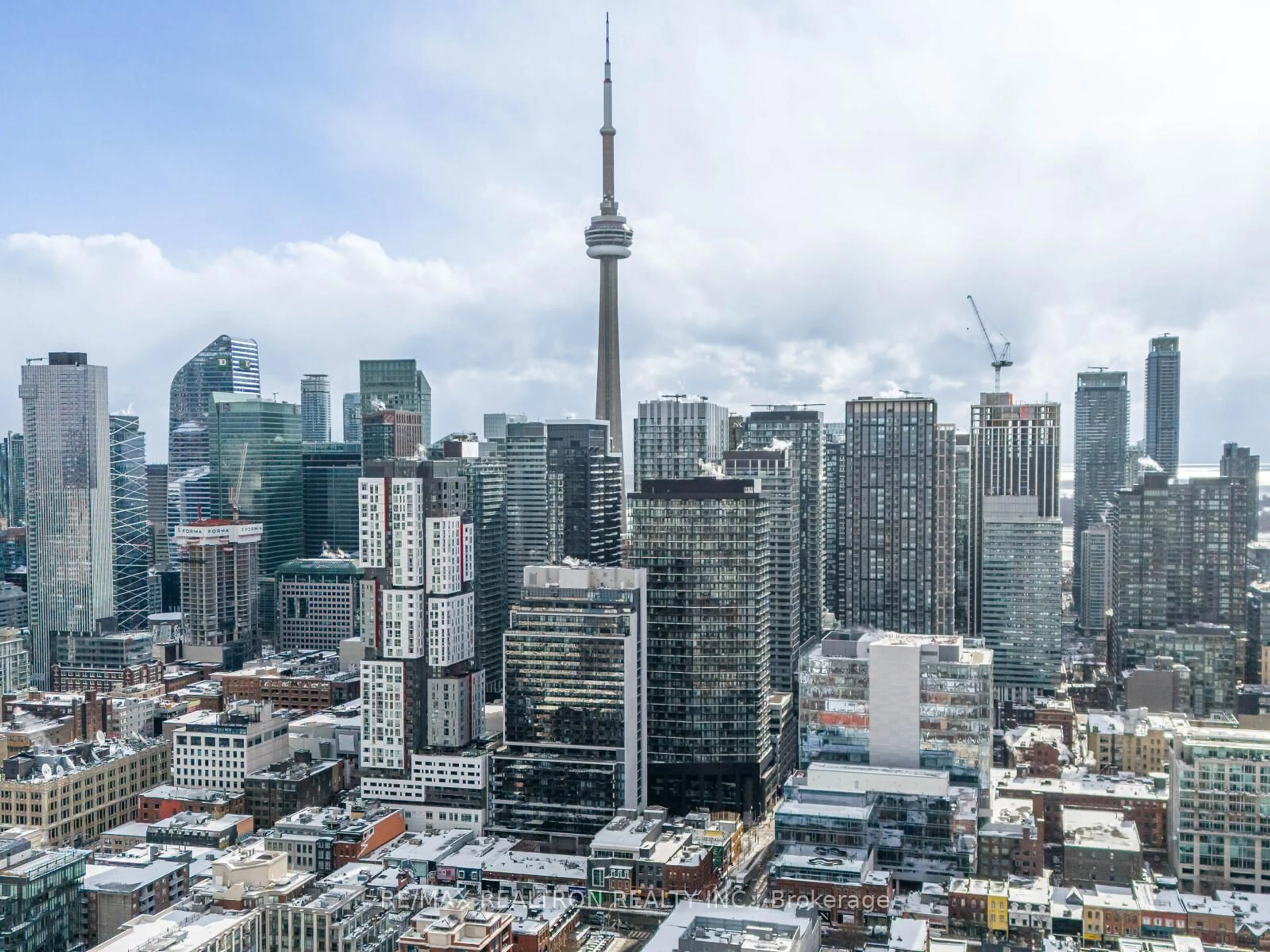 A pic of a room for 125 Peter St #2308, Toronto Ontario M5V 0M2