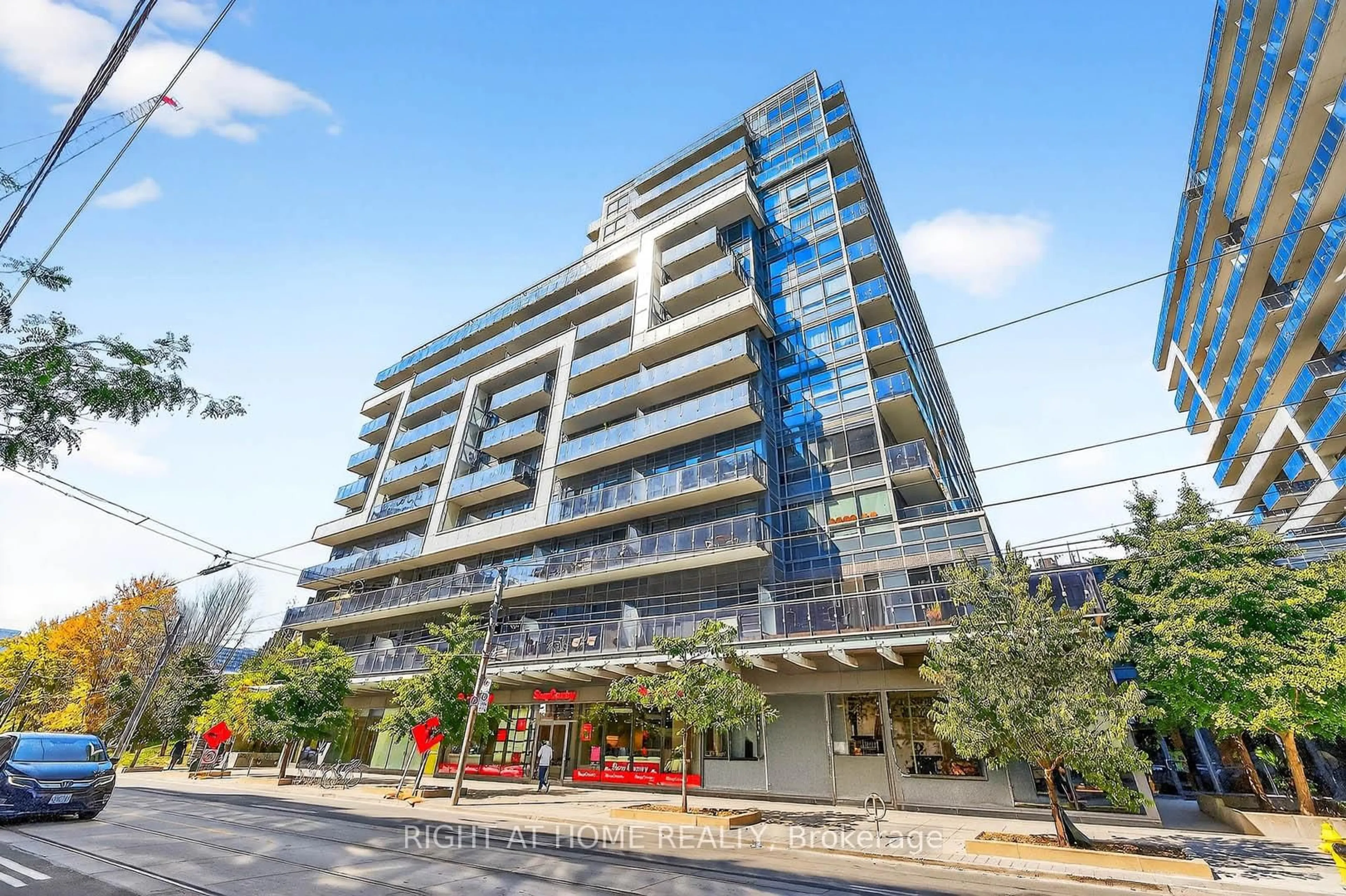 Unknown for 1030 King St #802, Toronto Ontario M6K 3N3